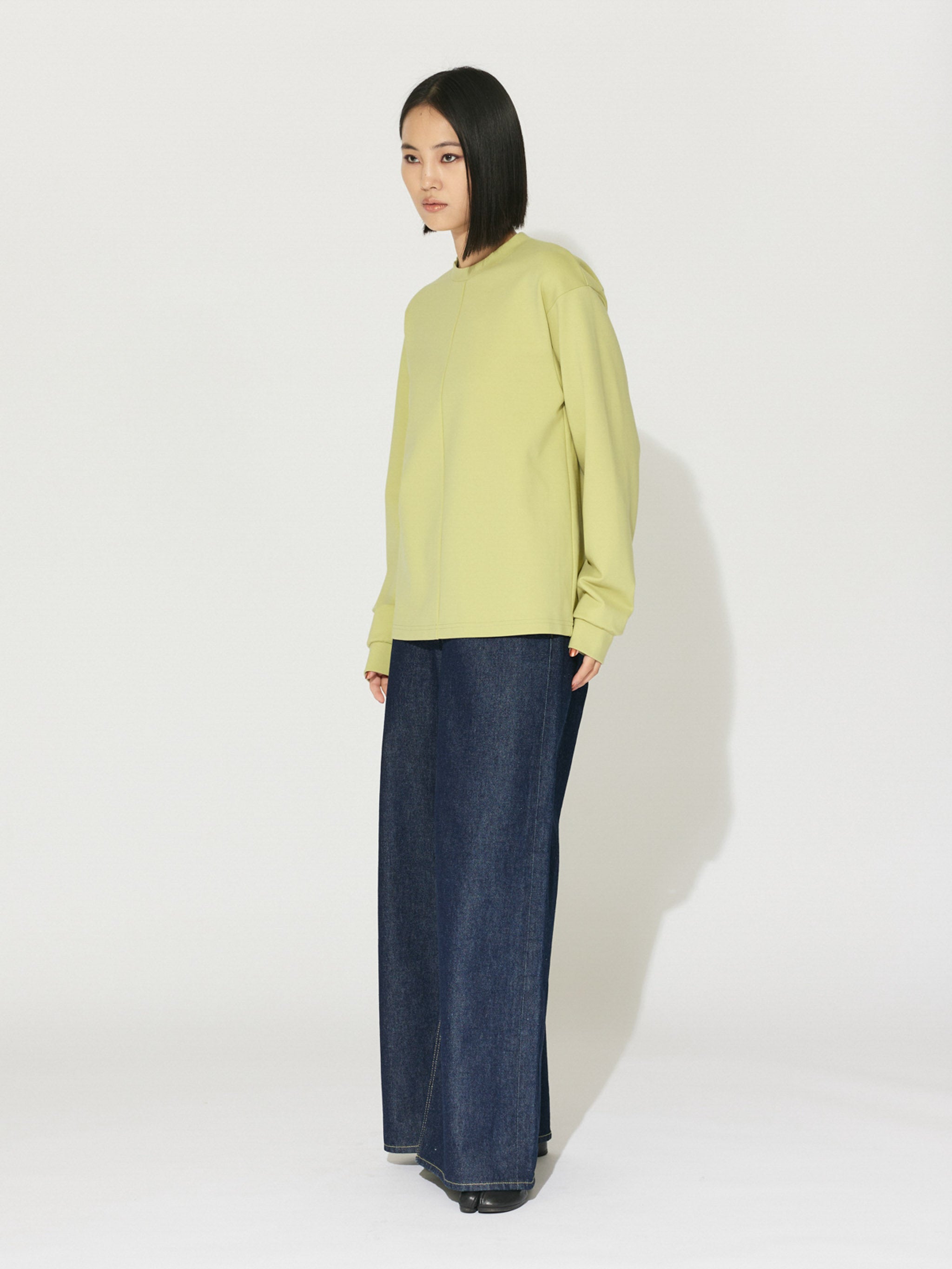 front seam long t-shirt