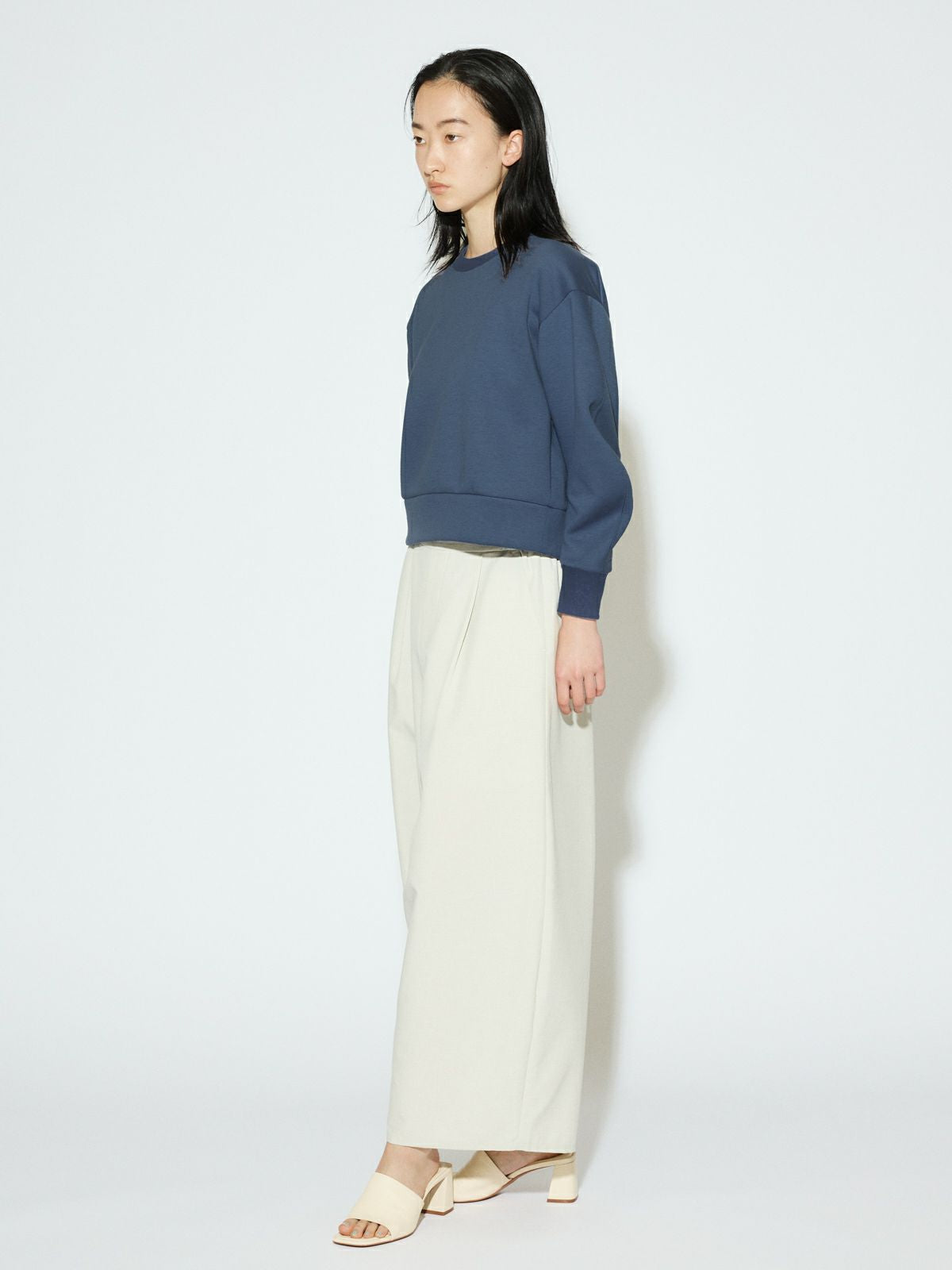 curve sleeve double-knit pullover