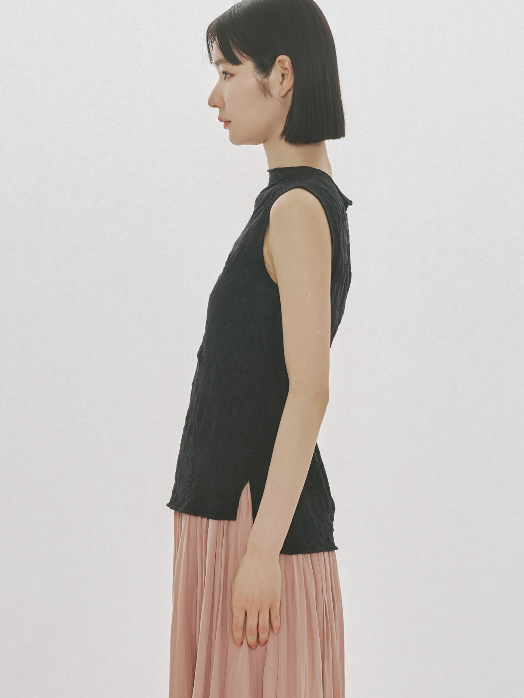 see-through high neck sleeveless inner