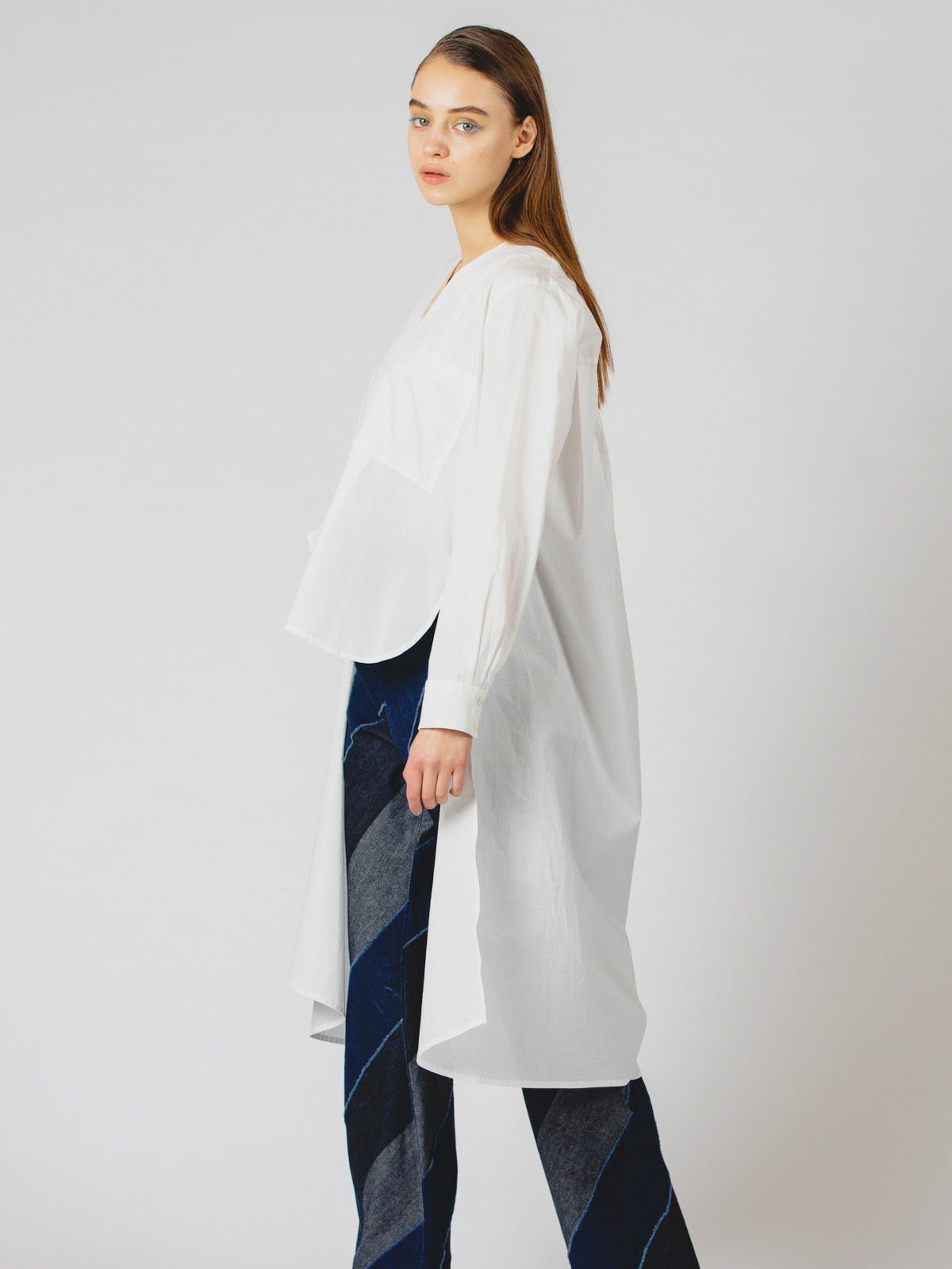 Vネックバックロングシャツ【3-1038/3-1141】