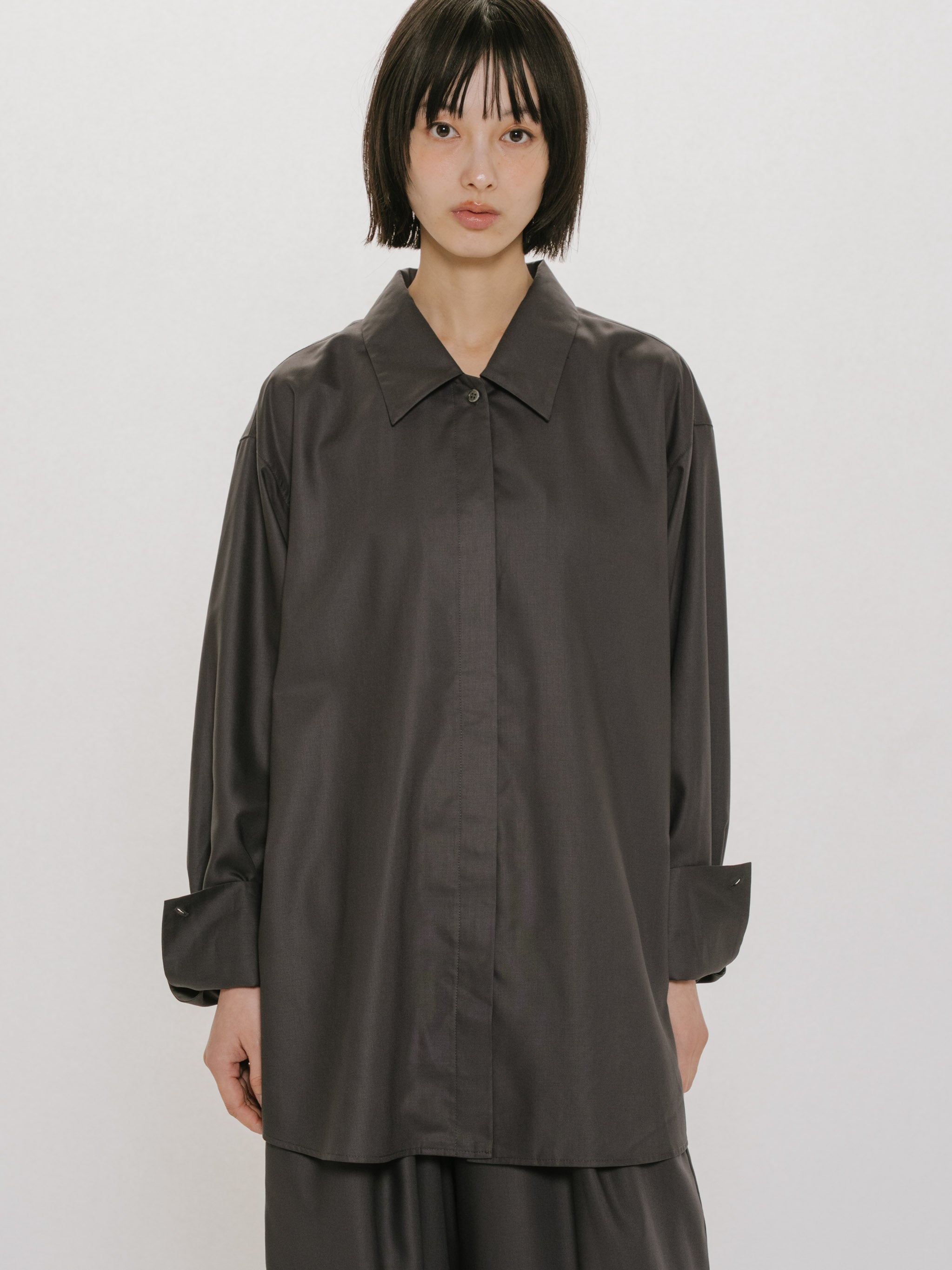 relax long cuffs shirt