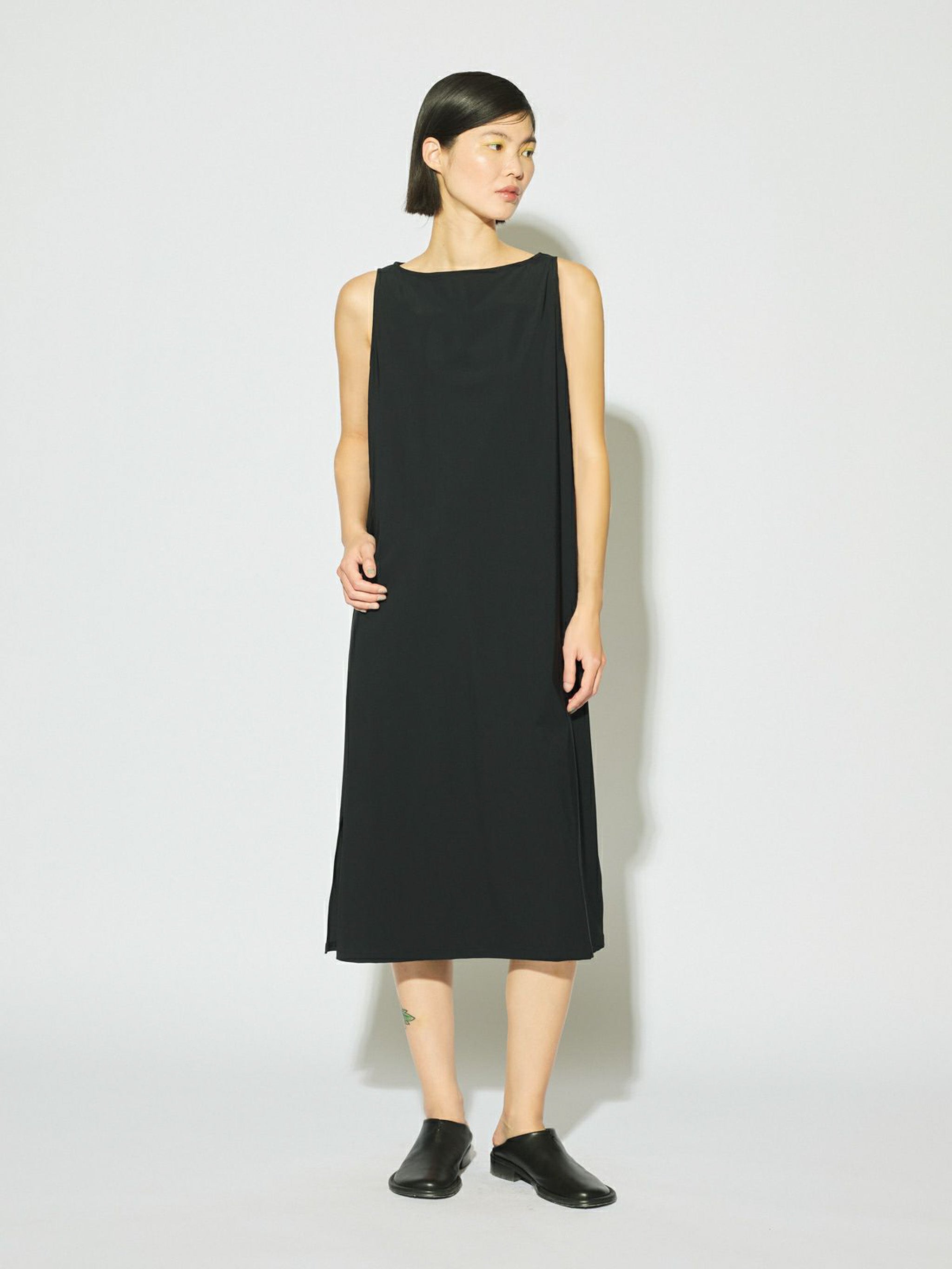 ストレッチボートネックワンピース