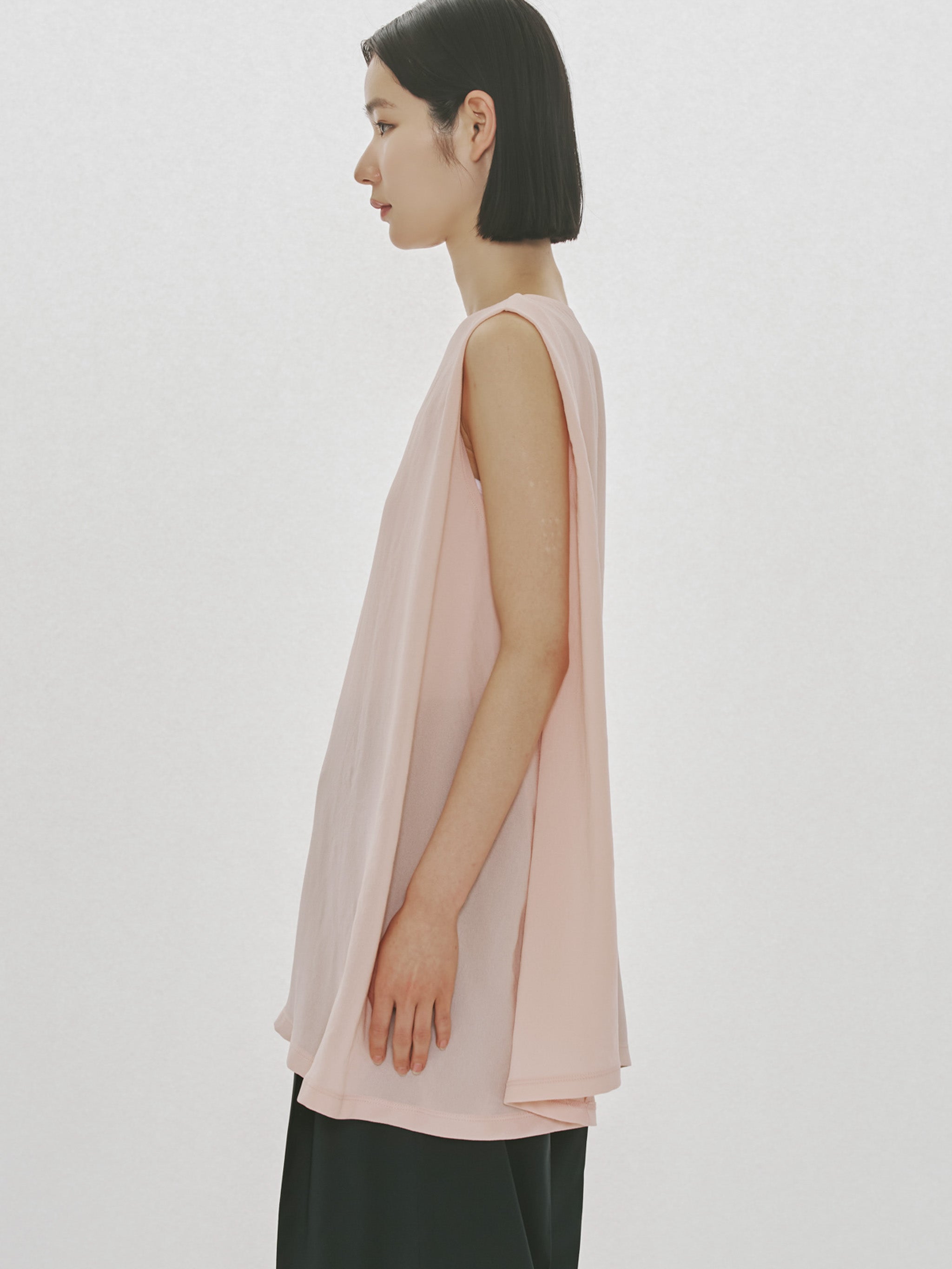 asymmetry flared pullover