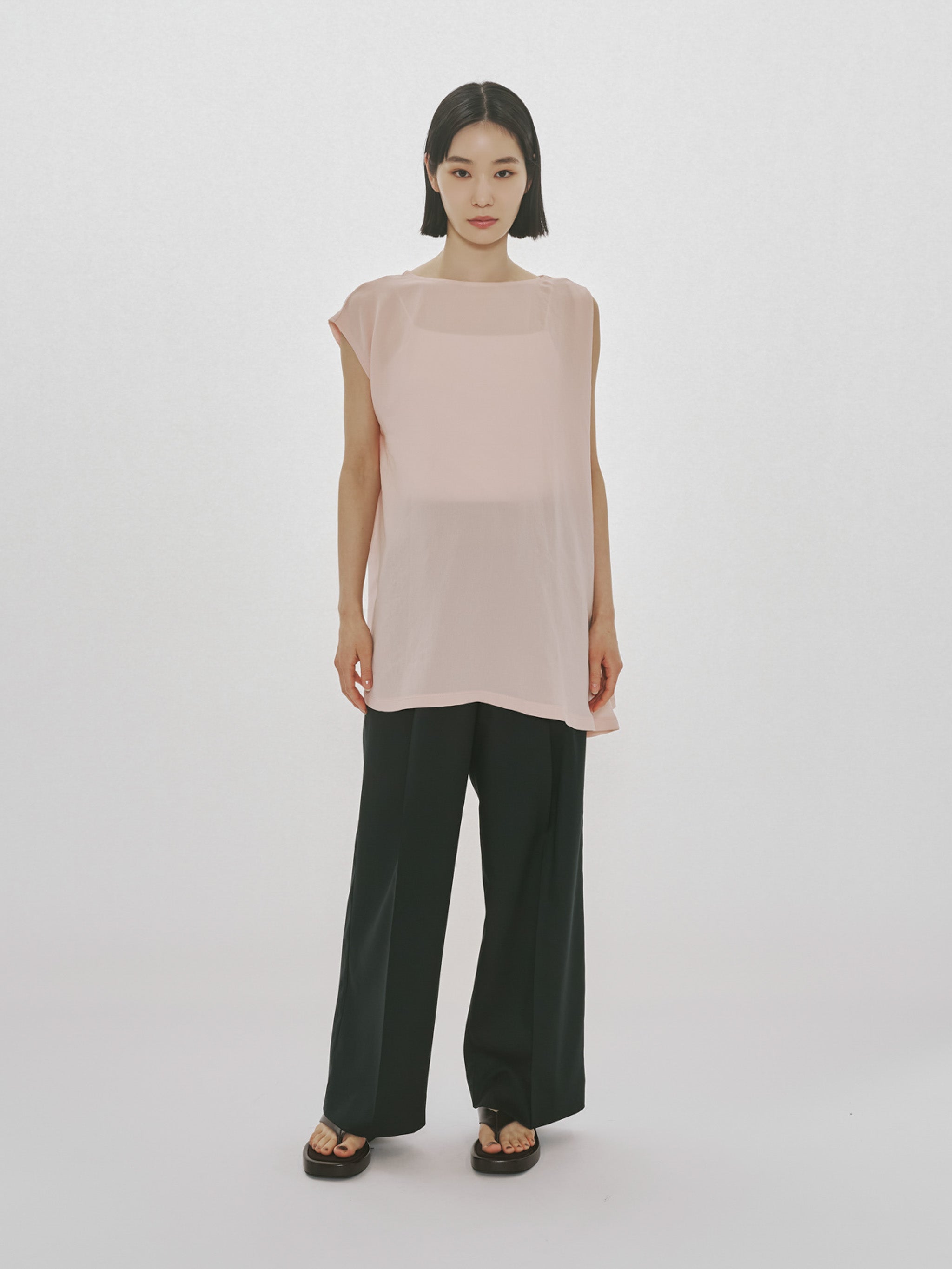 asymmetry flared pullover
