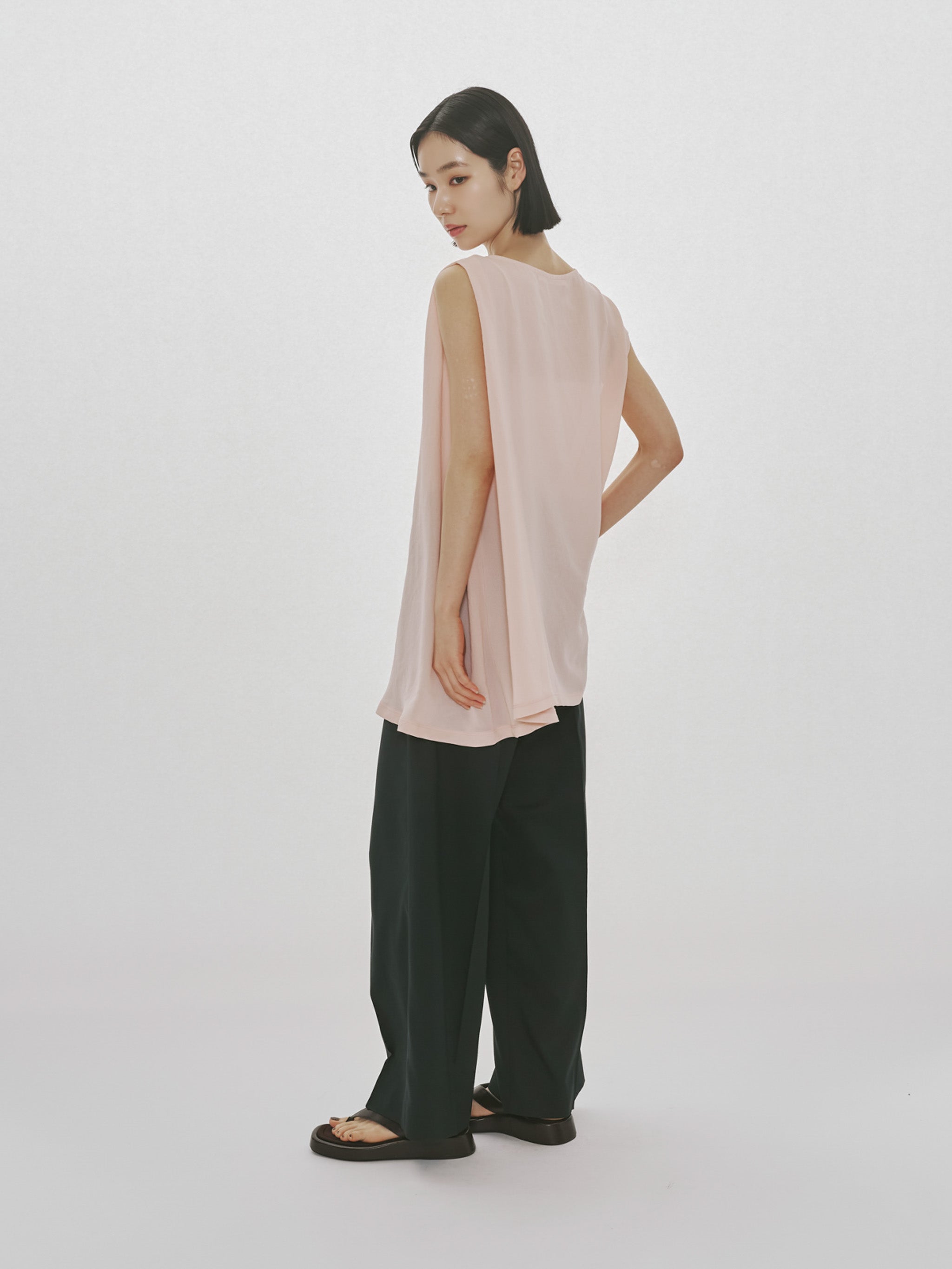 asymmetry flared pullover