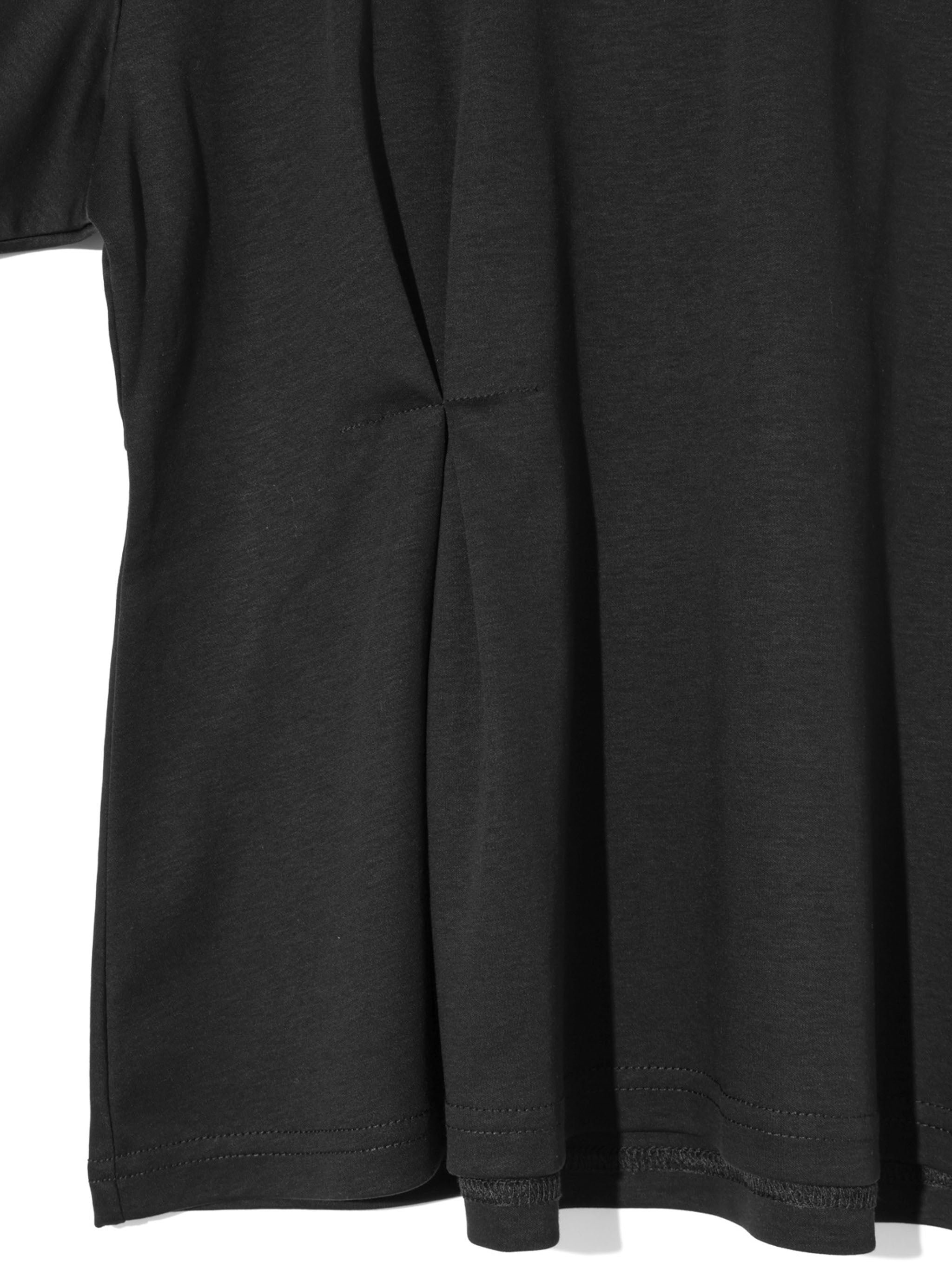 waist tuck smooth top