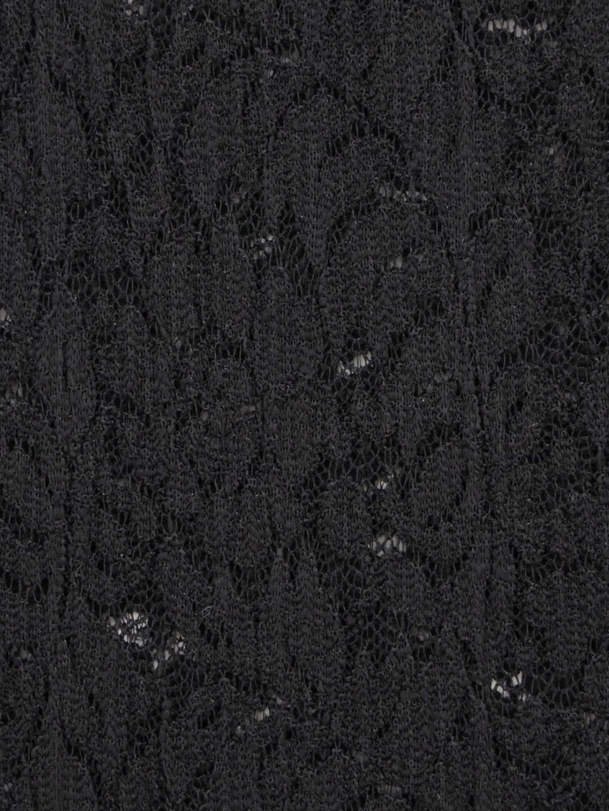 lace cutsew