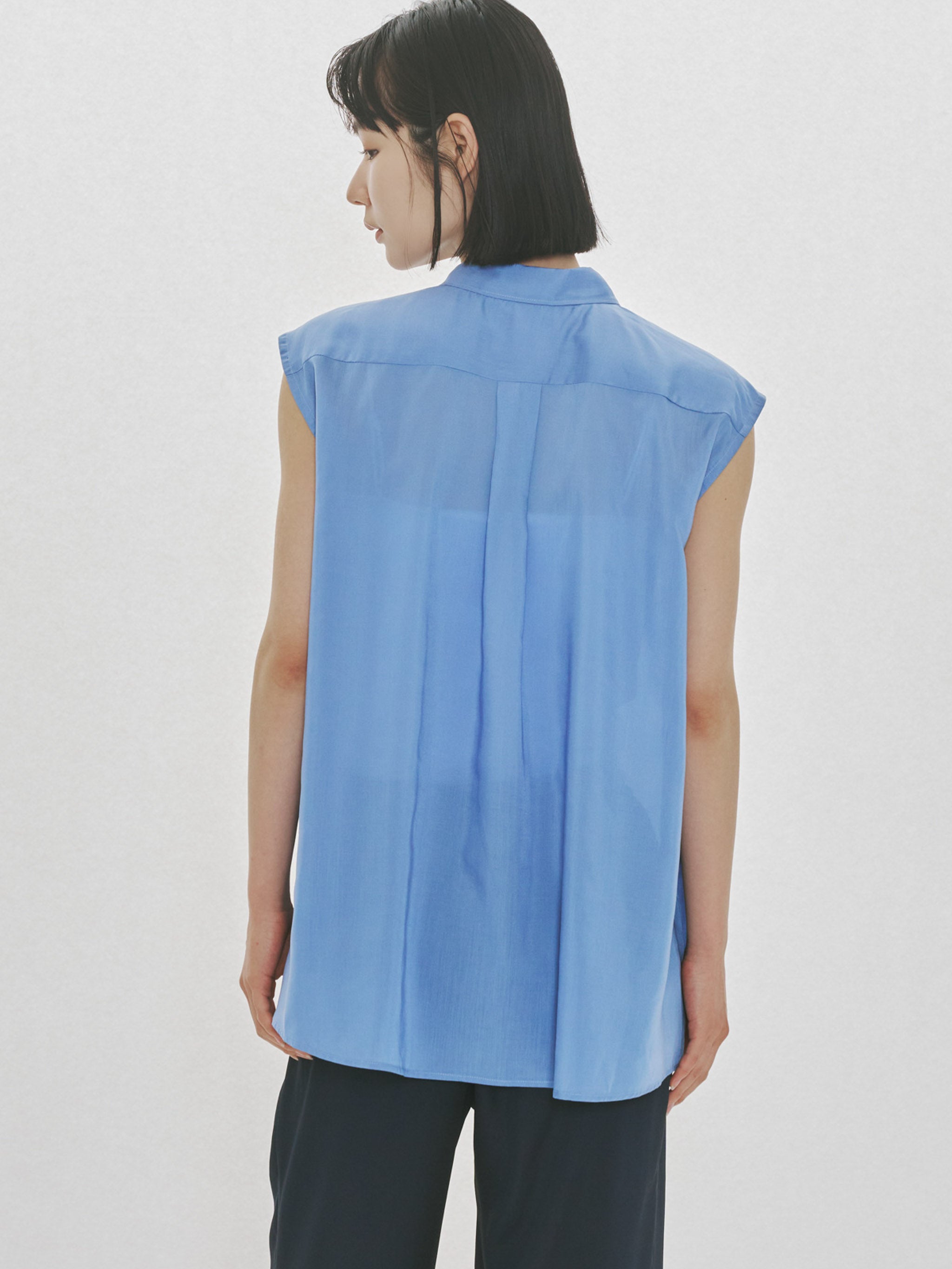 ribbon tie no sleeve blouse