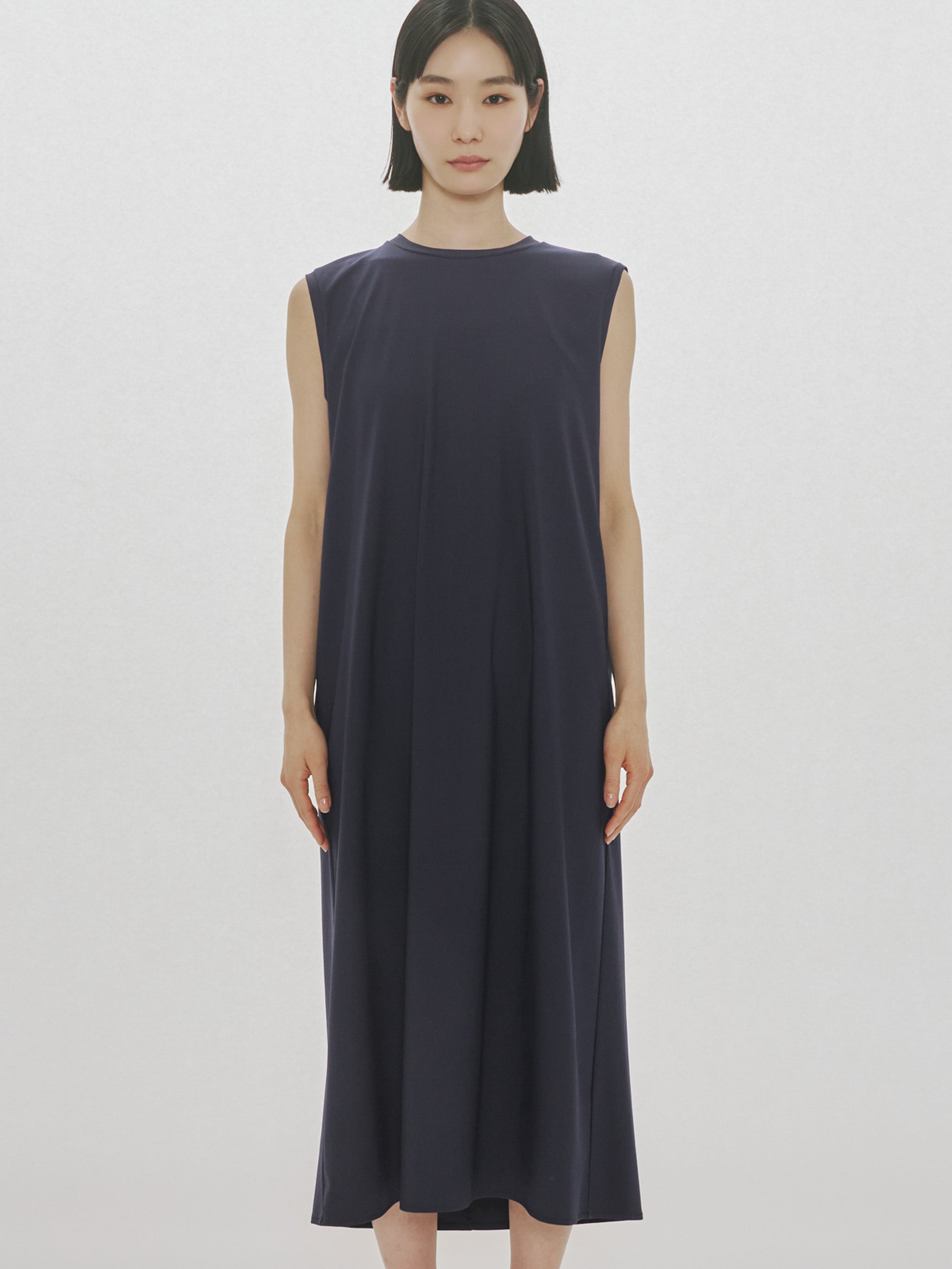 essential back tuck dress