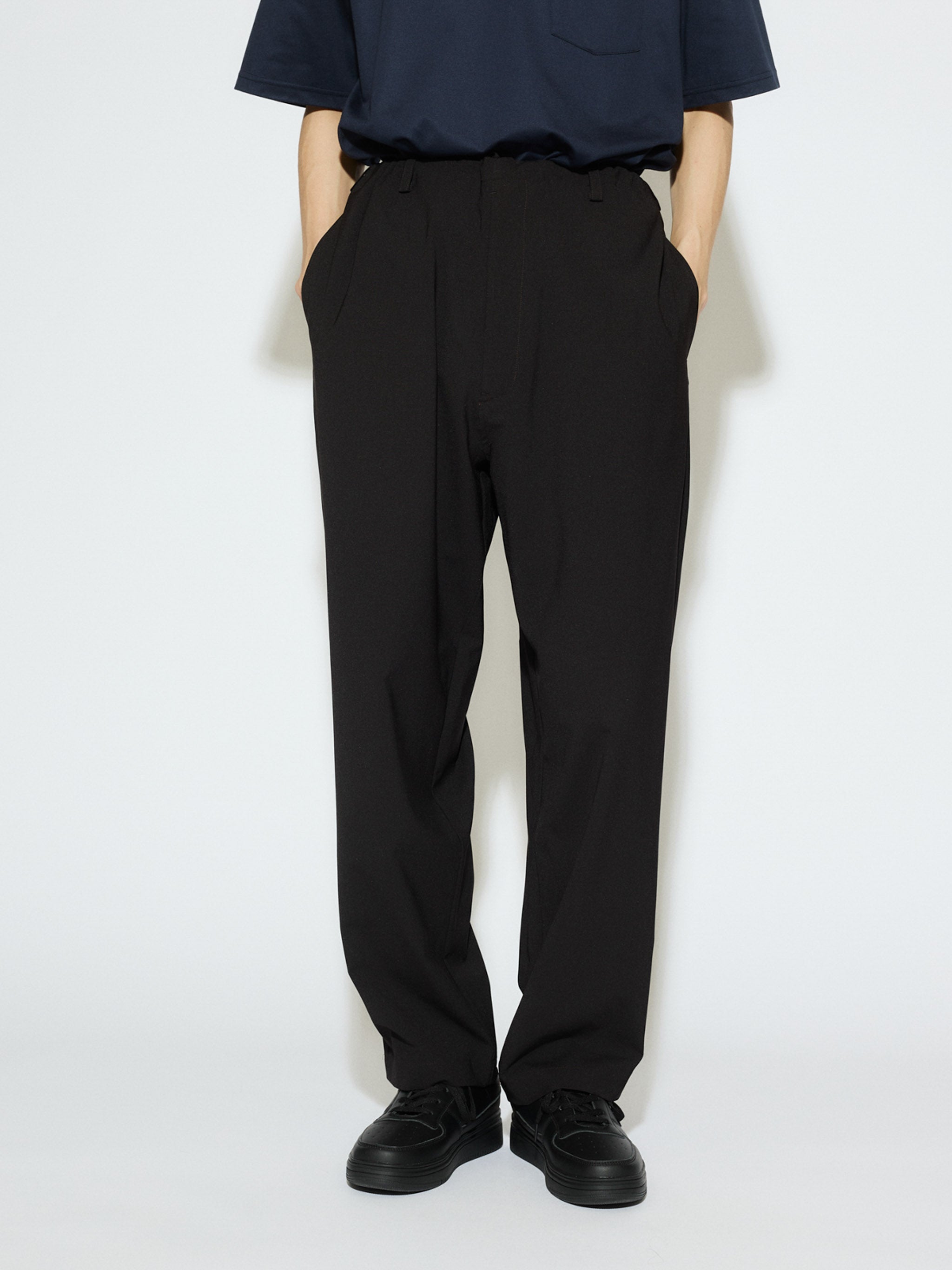 relax tapered pants