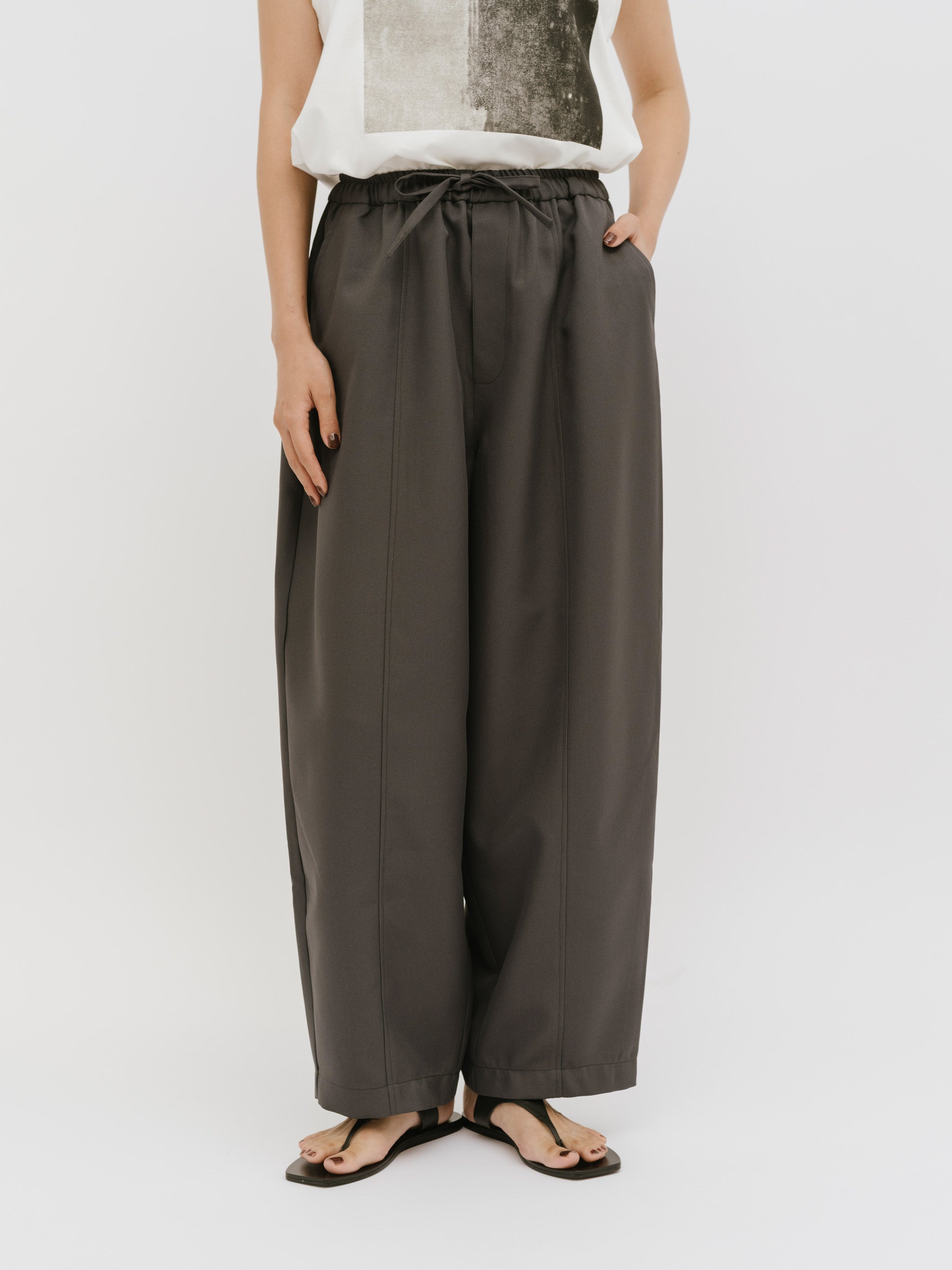 barrel form pants