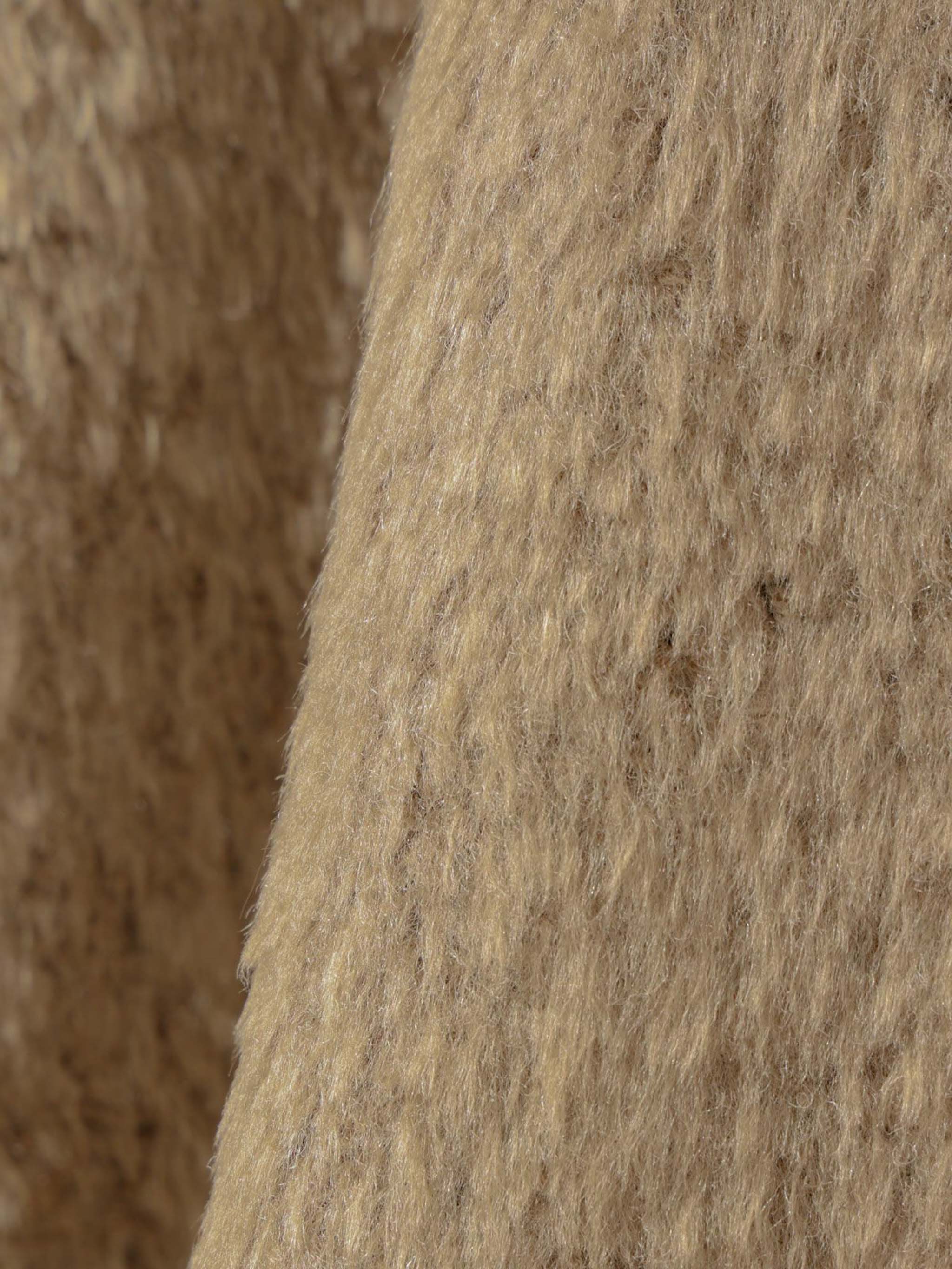 コクーンラウンドカーディガン