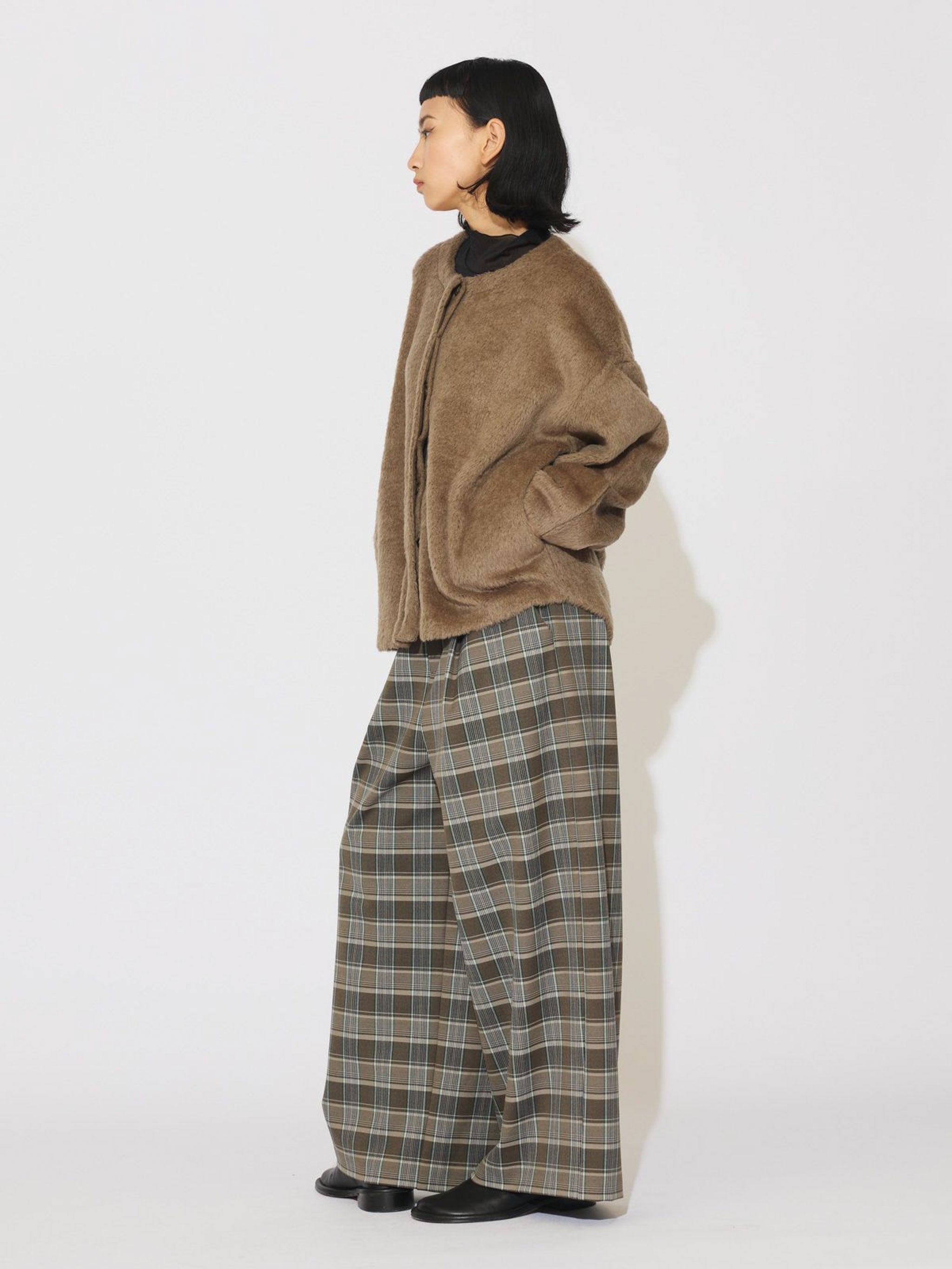 コクーンラウンドカーディガン