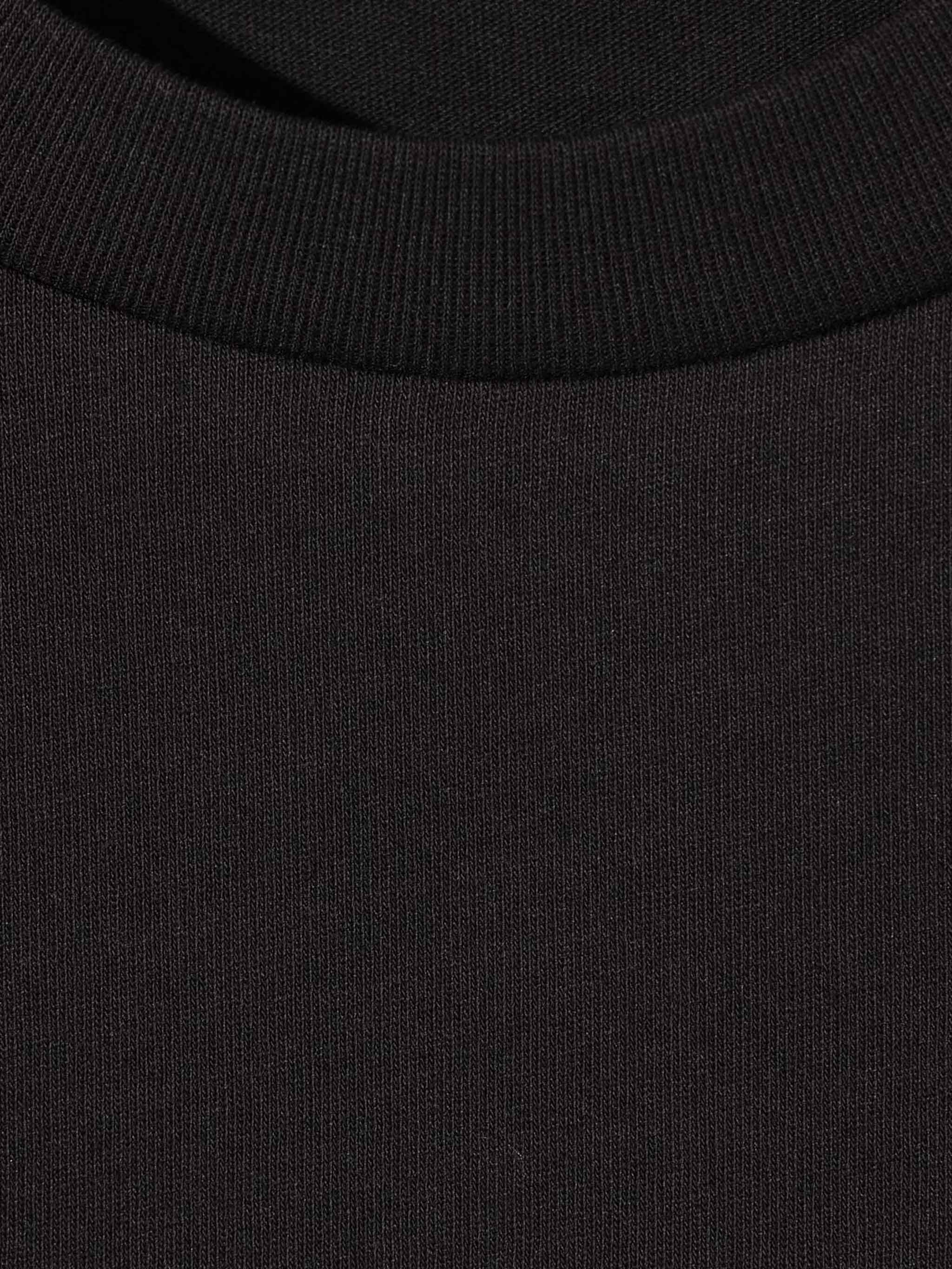 cropped tee