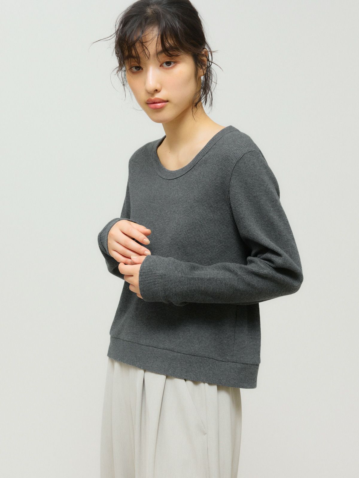 u neck waffle pullover