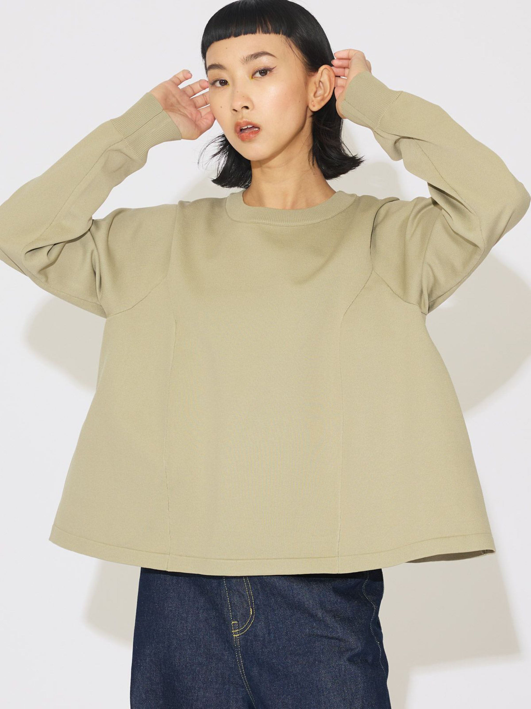 ボリュームフレアプルオーバー