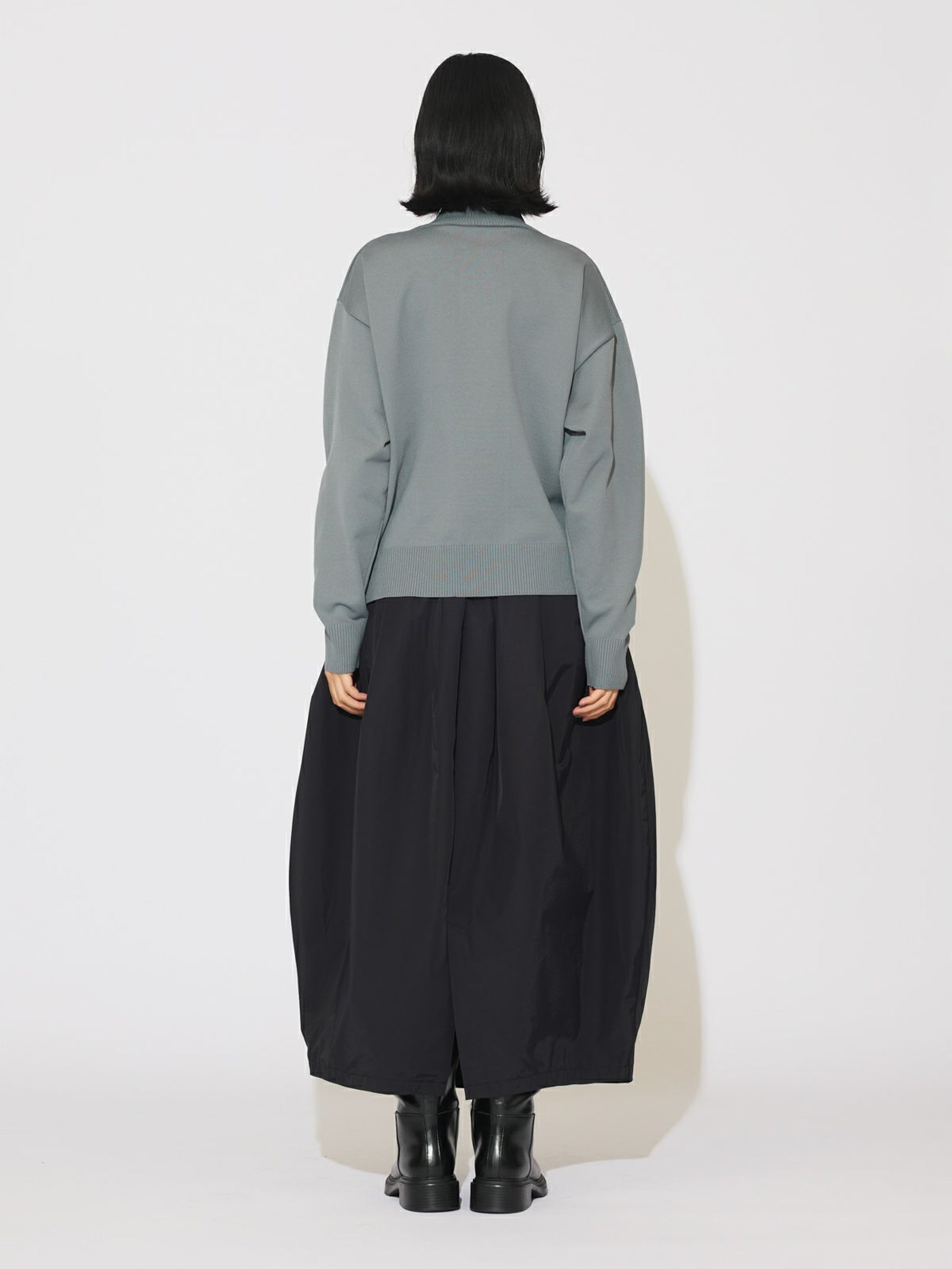 ハイネックジップカーディガン