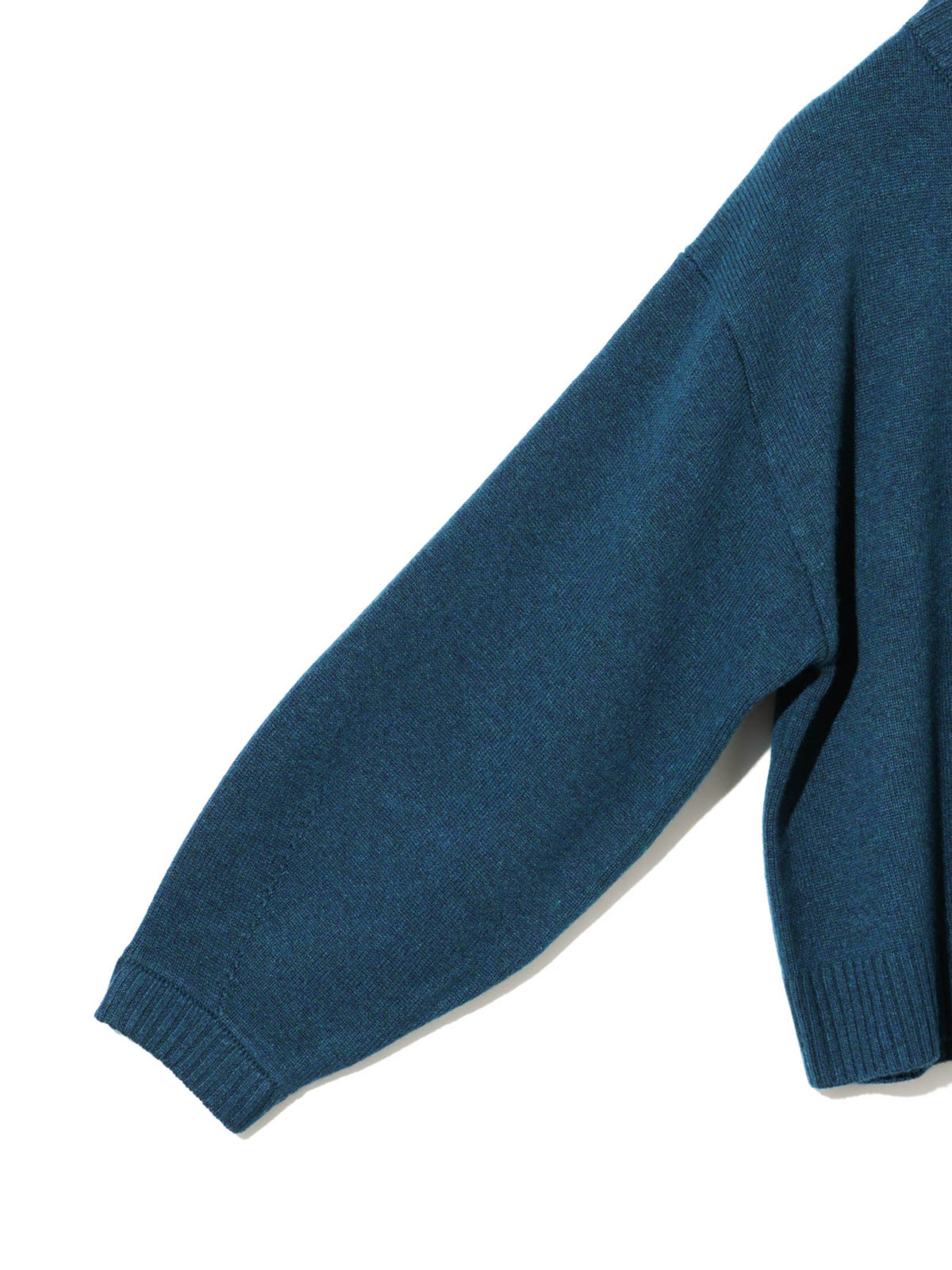 soft veil crew knit