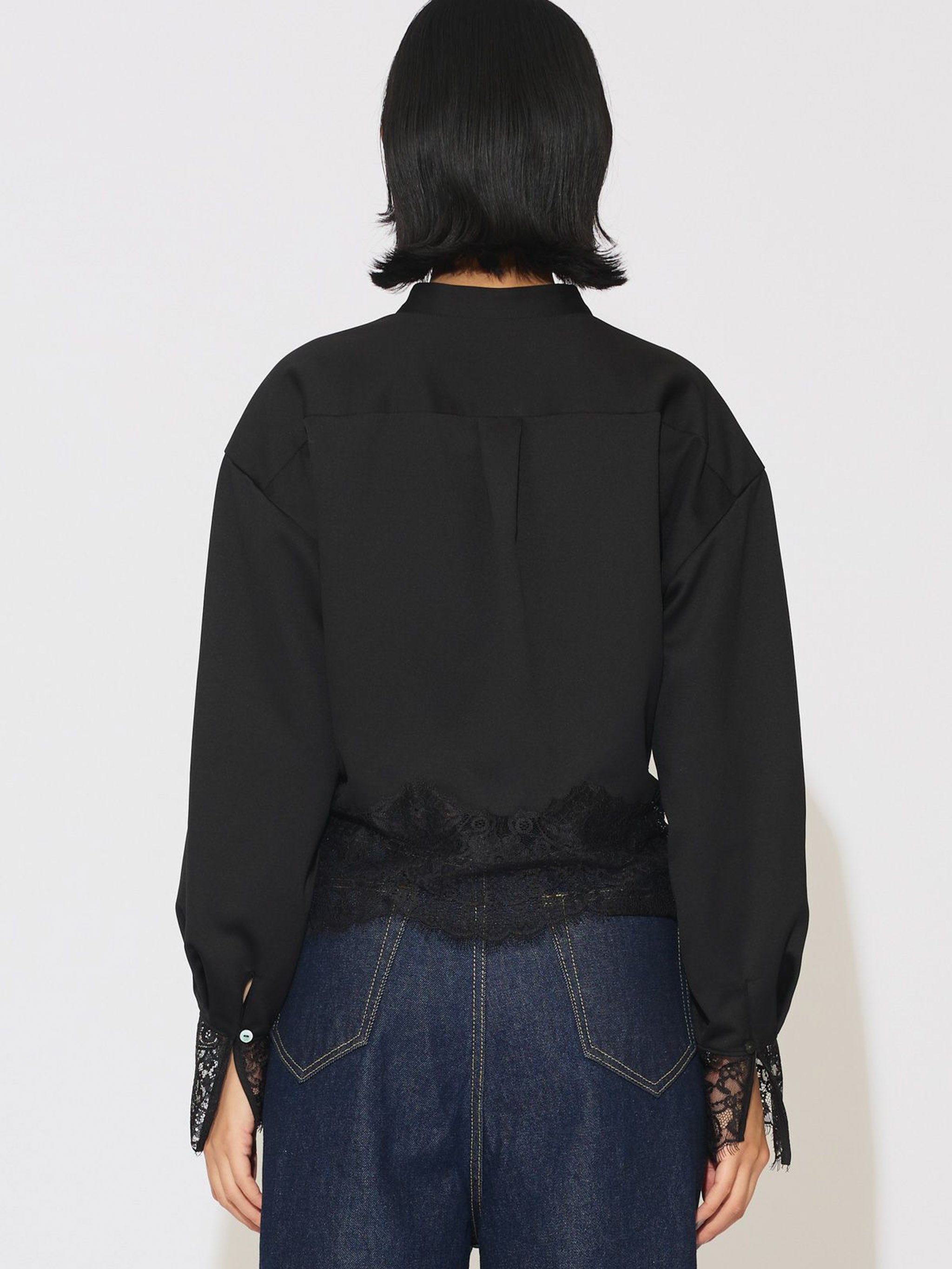 レースカットワークシャツ