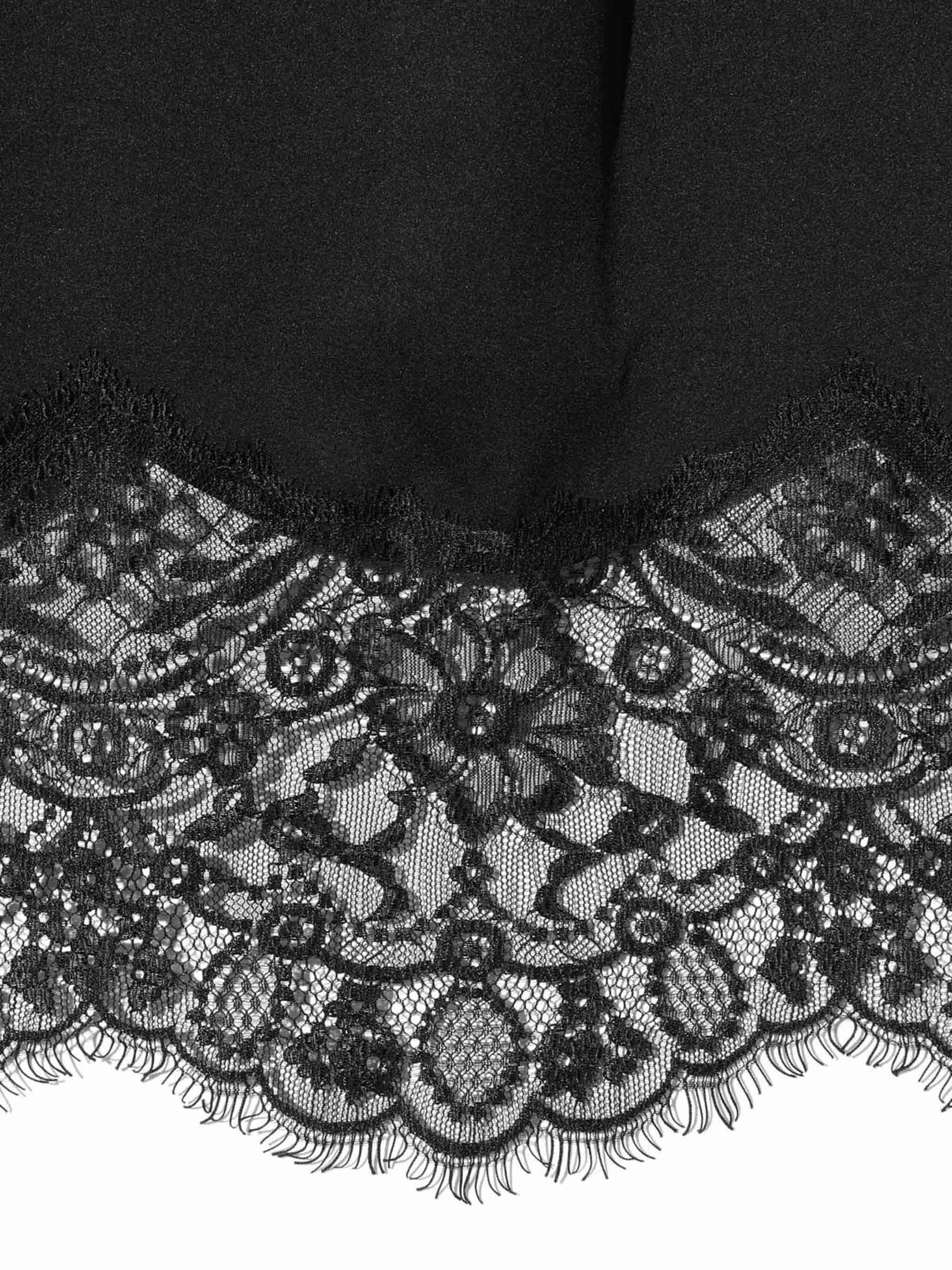 レースカットワークシャツ