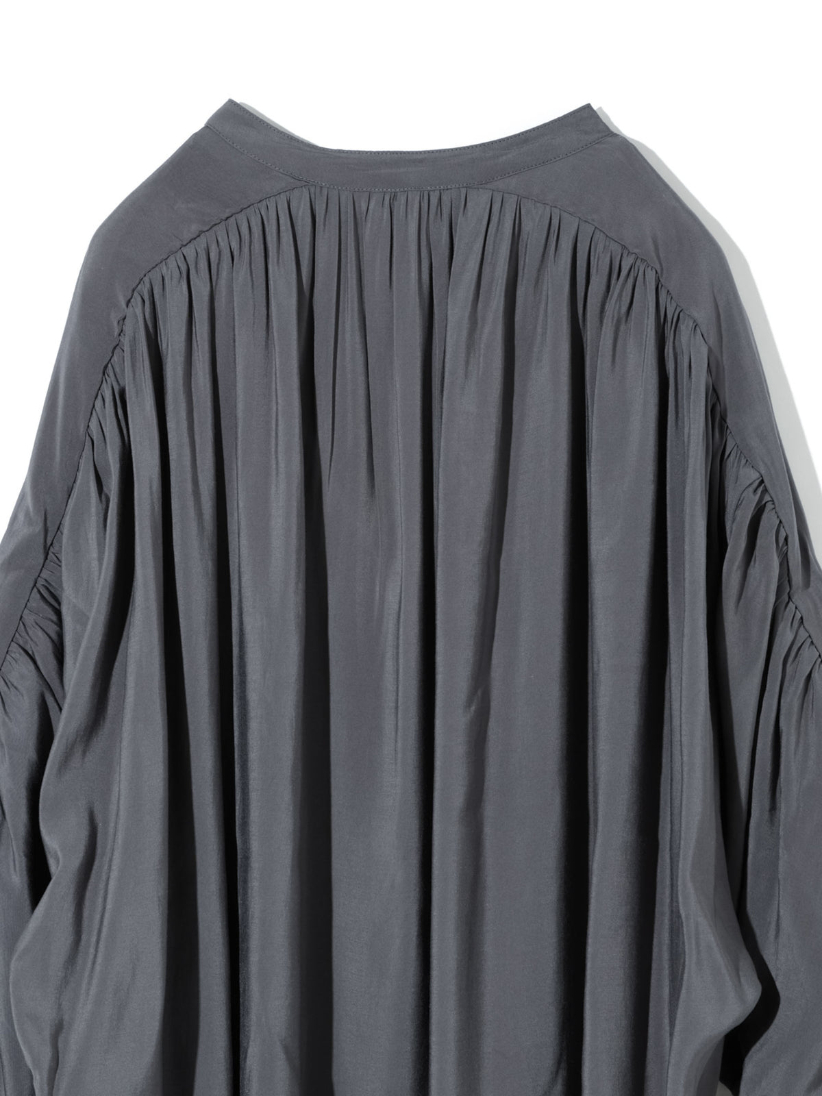 gather sleeve blouse