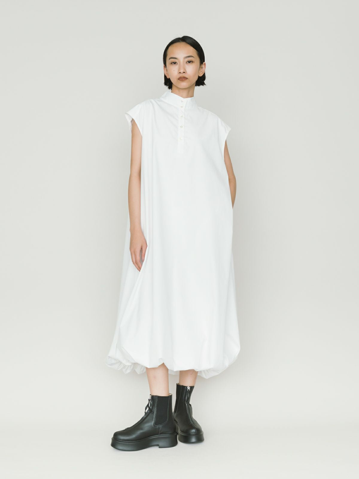 no sleeve baloon shirt one-piece