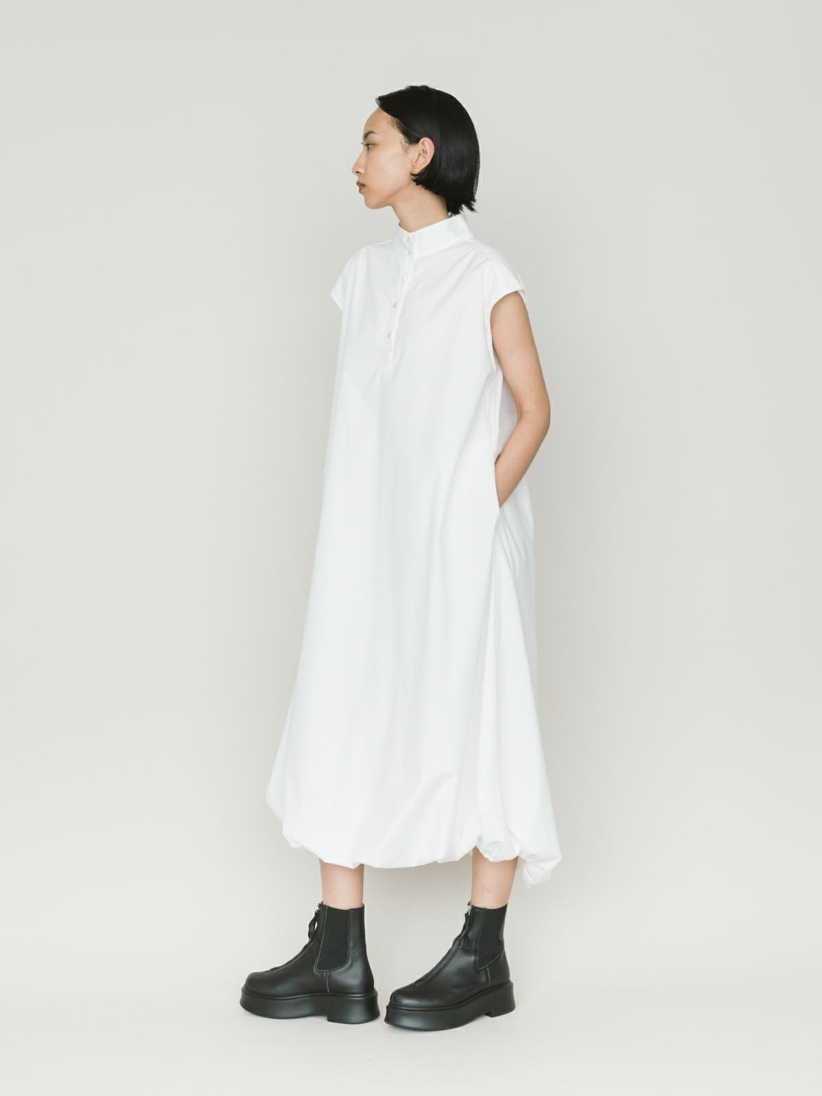 no sleeve baloon shirt one-piece