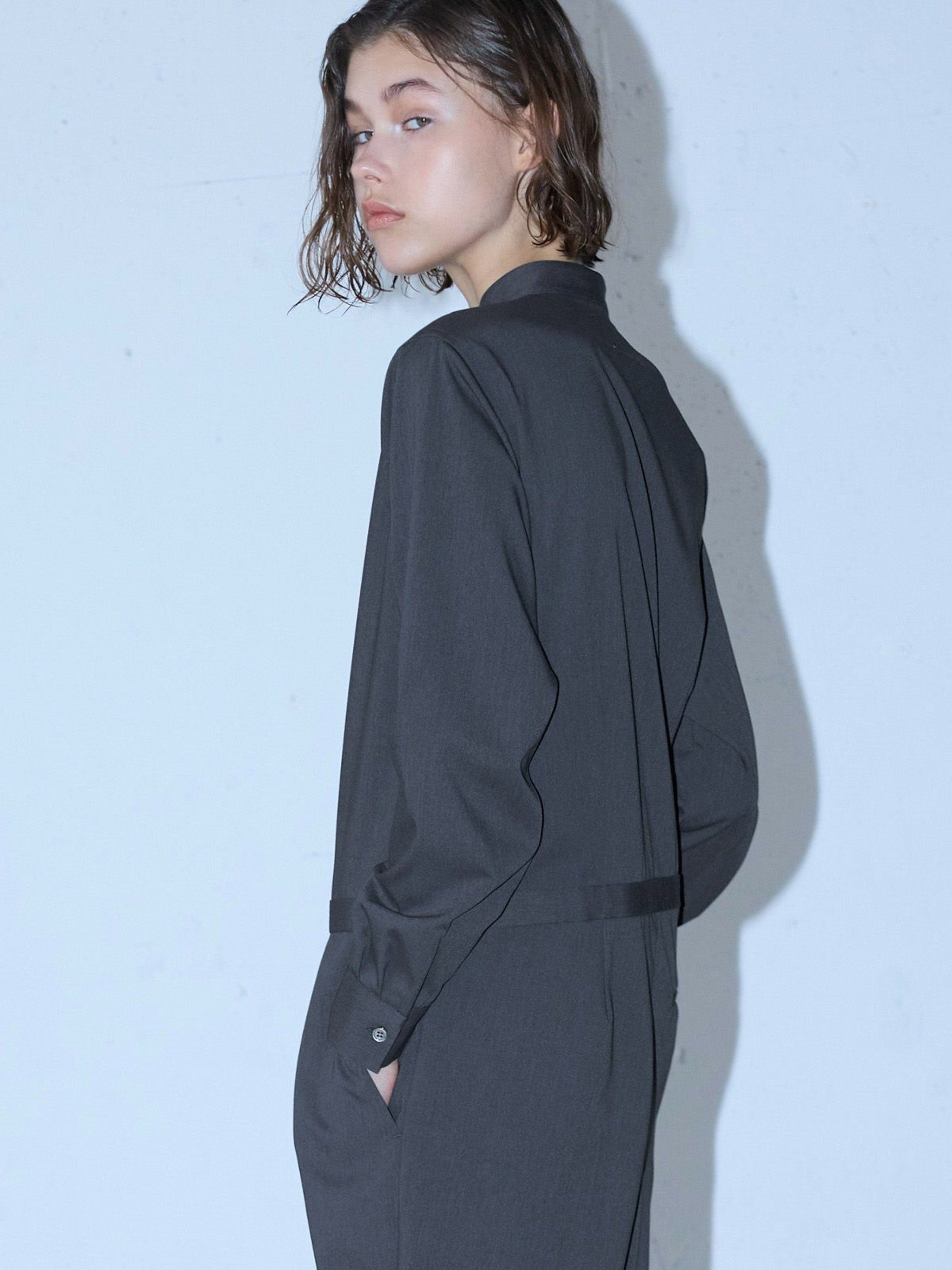 ジャンプスーツ