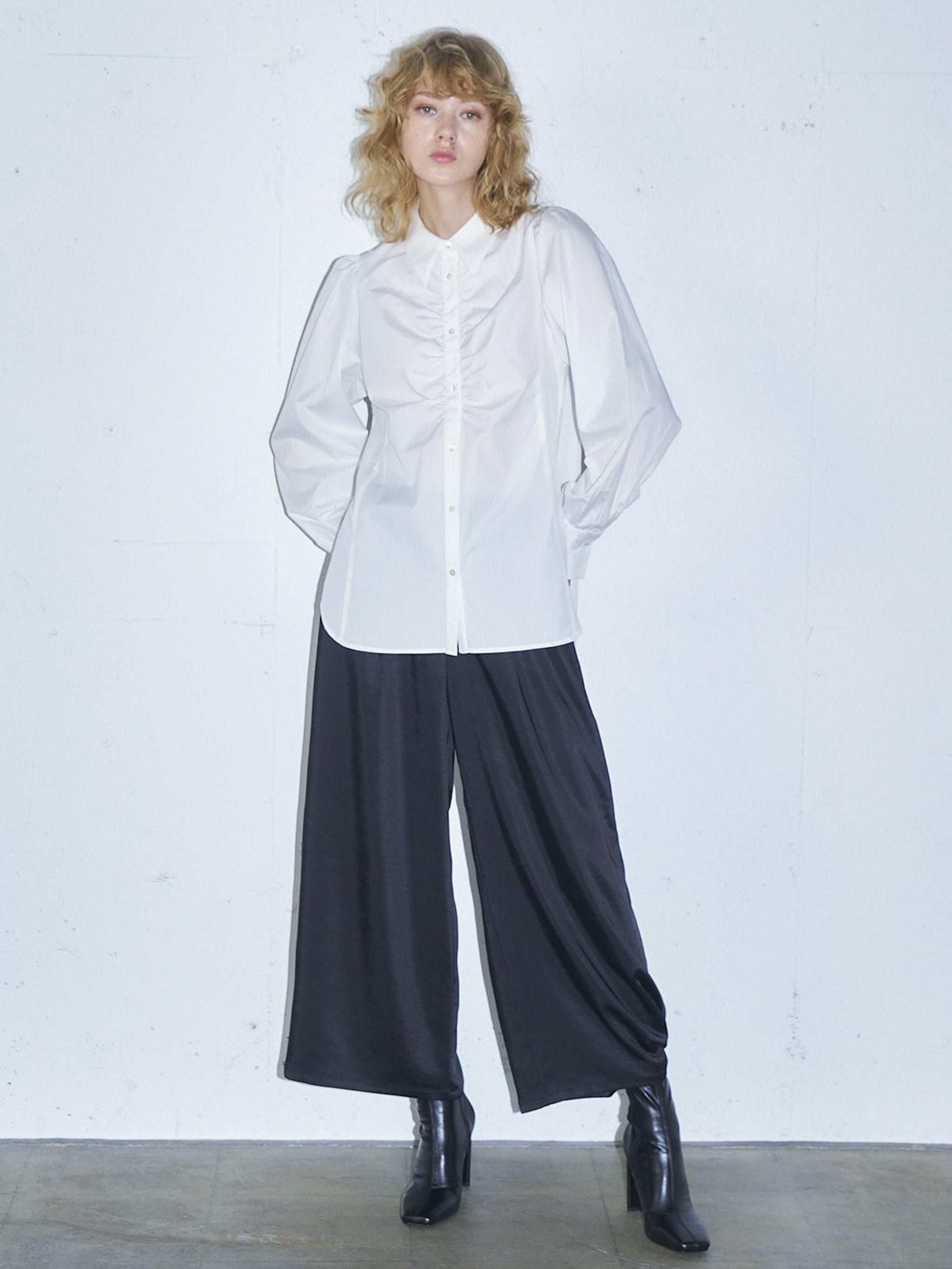 タックサテンワイドイージーパンツ(3-1048)