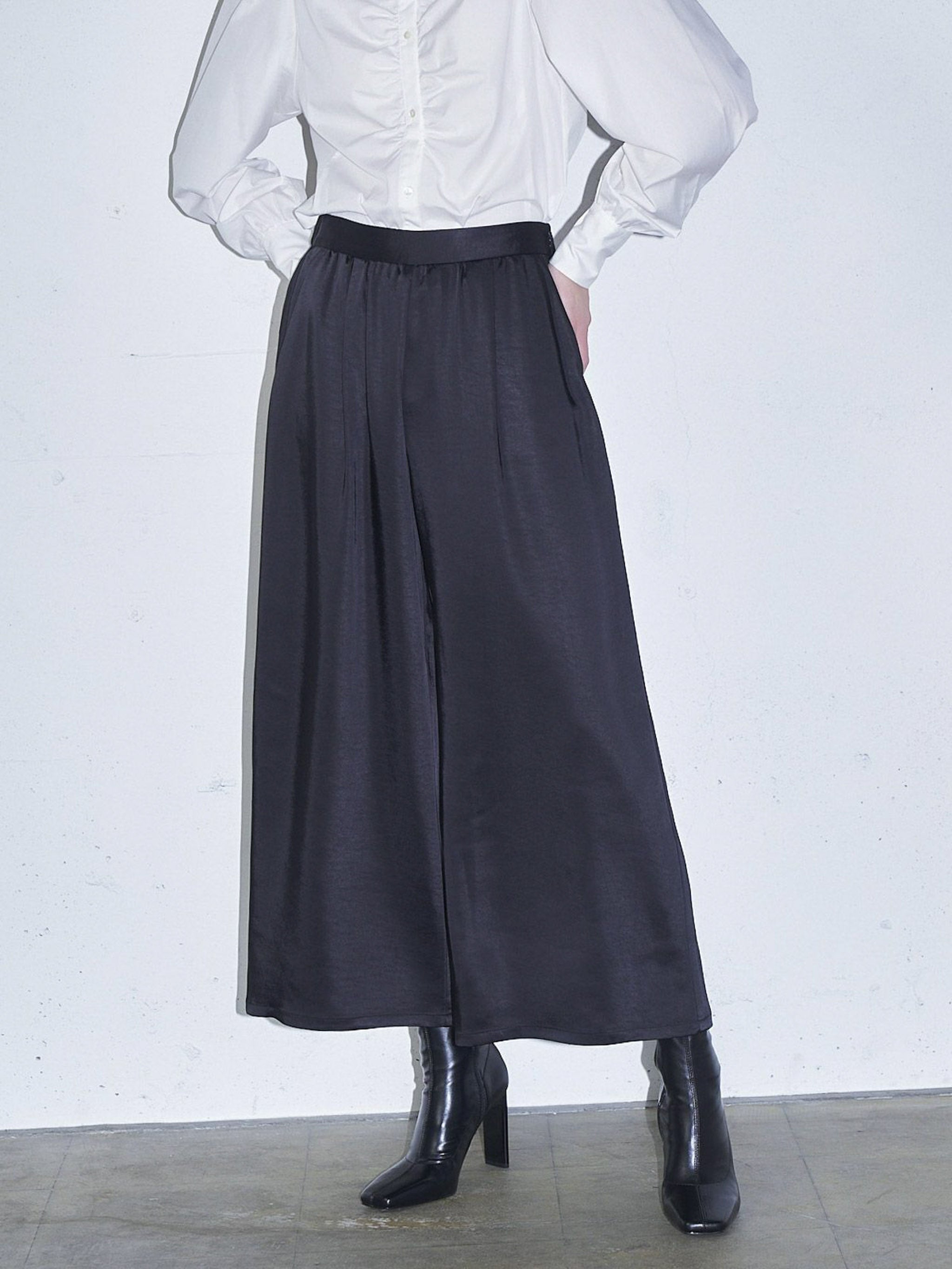 タックサテンワイドイージーパンツ(3-1048)