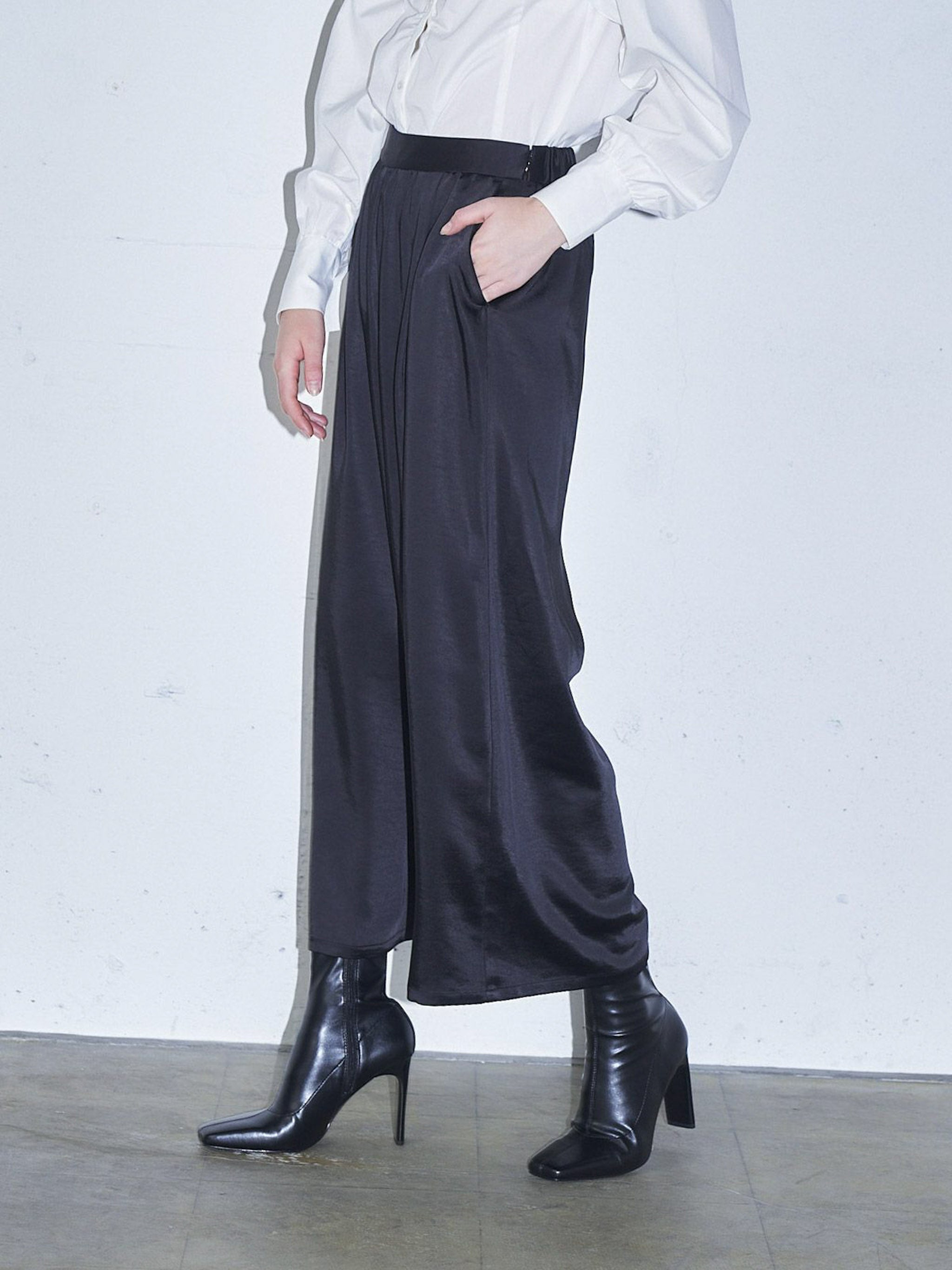 タックサテンワイドイージーパンツ(3-1048)