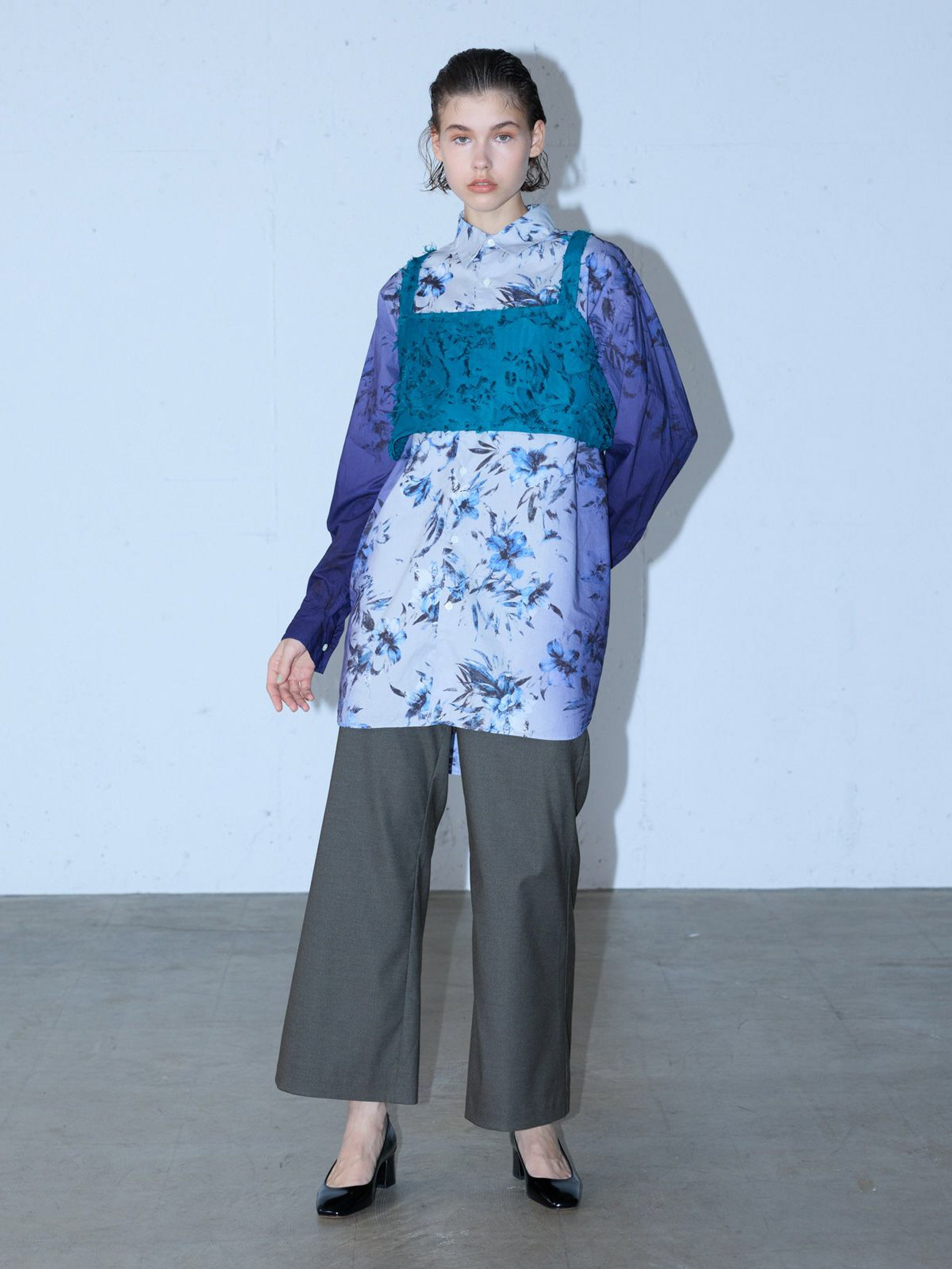 ハイウエストフレアパンツ