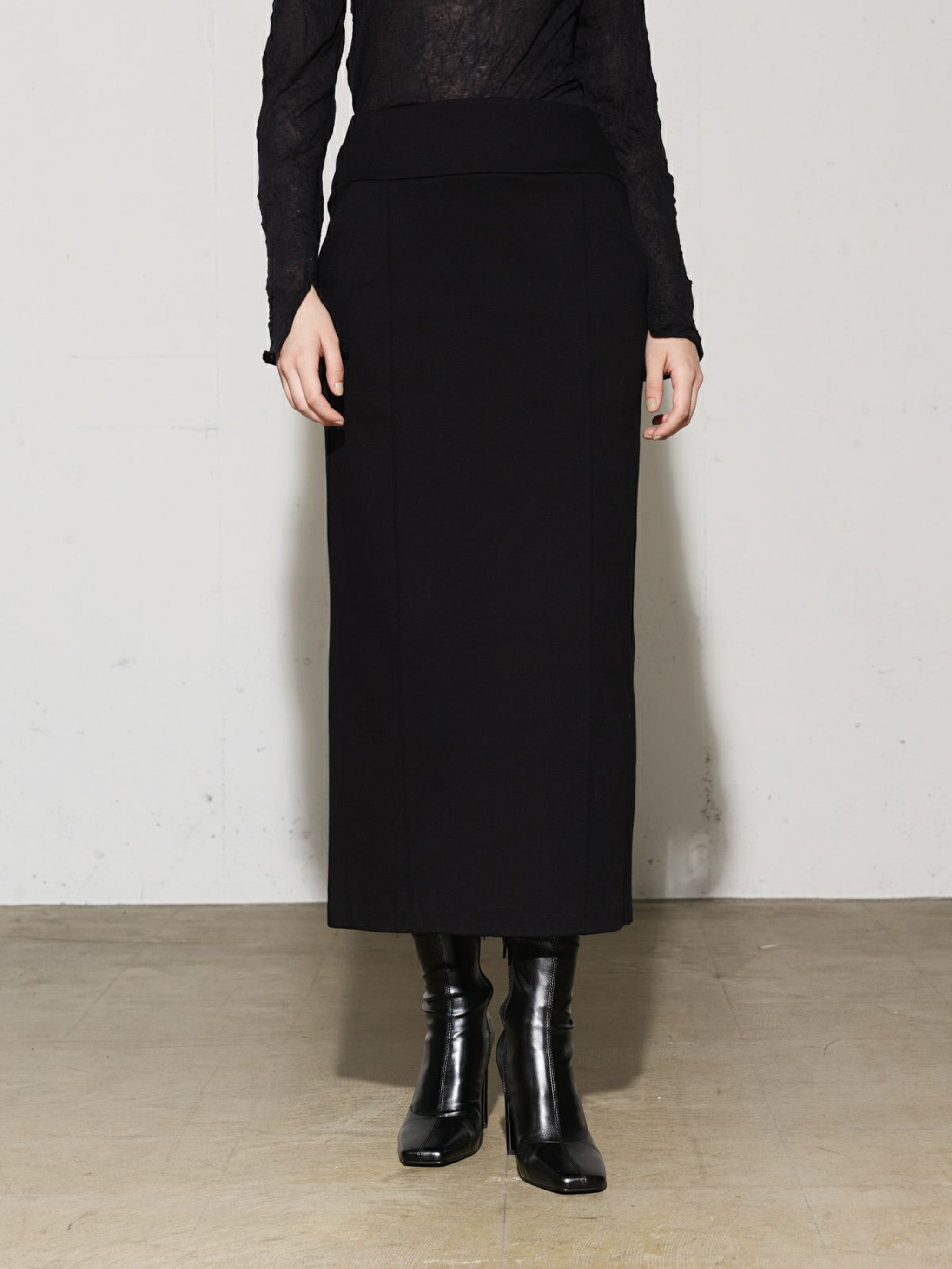 ピンタックロングタイトスカート