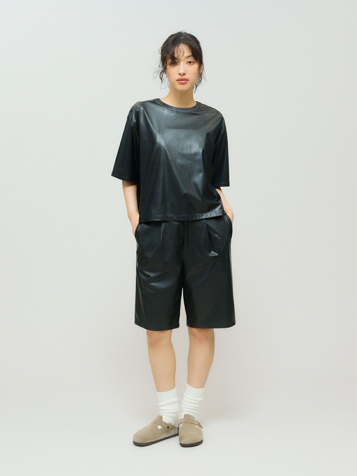 synthetic leather short pants