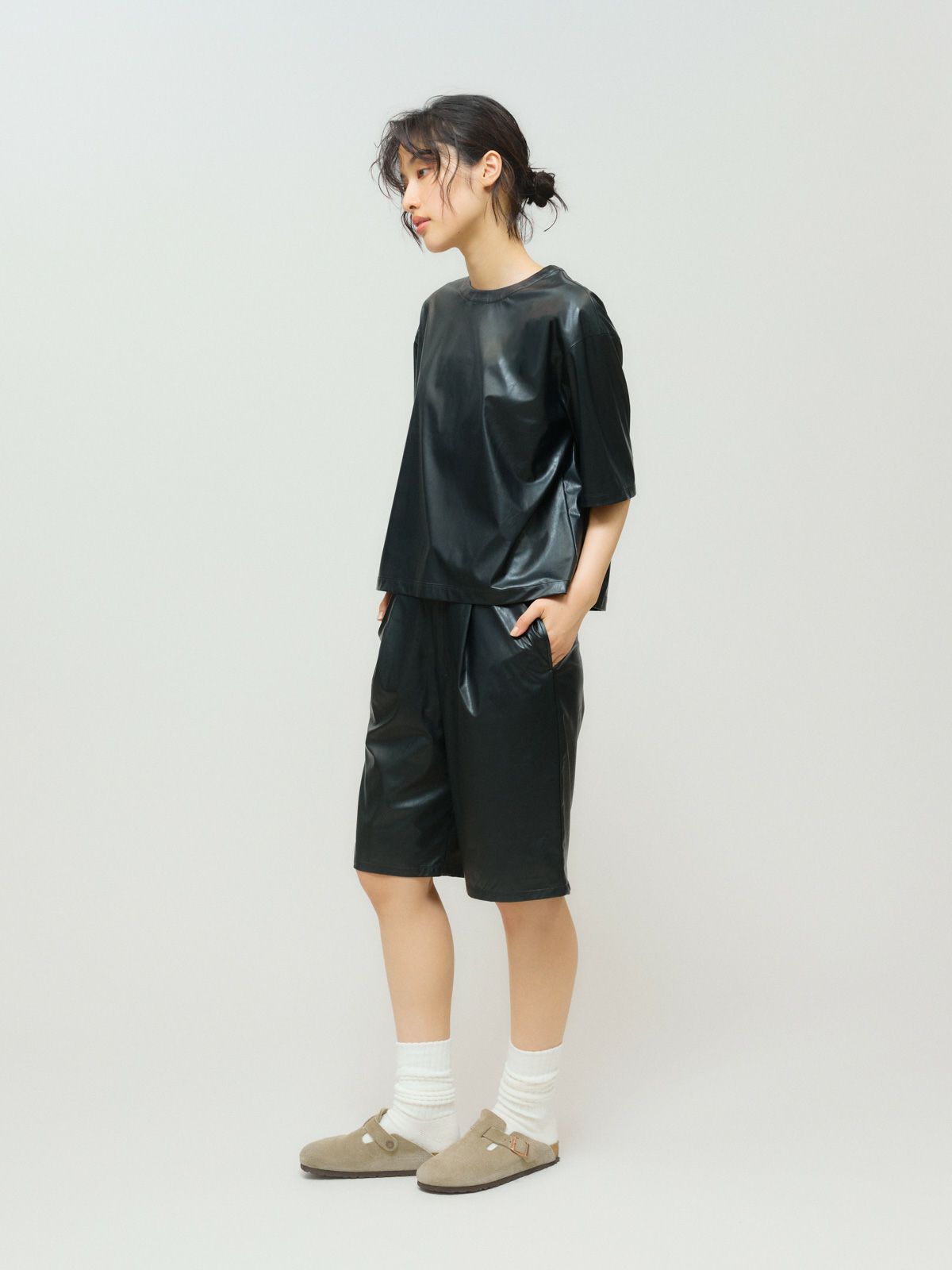 synthetic leather short pants