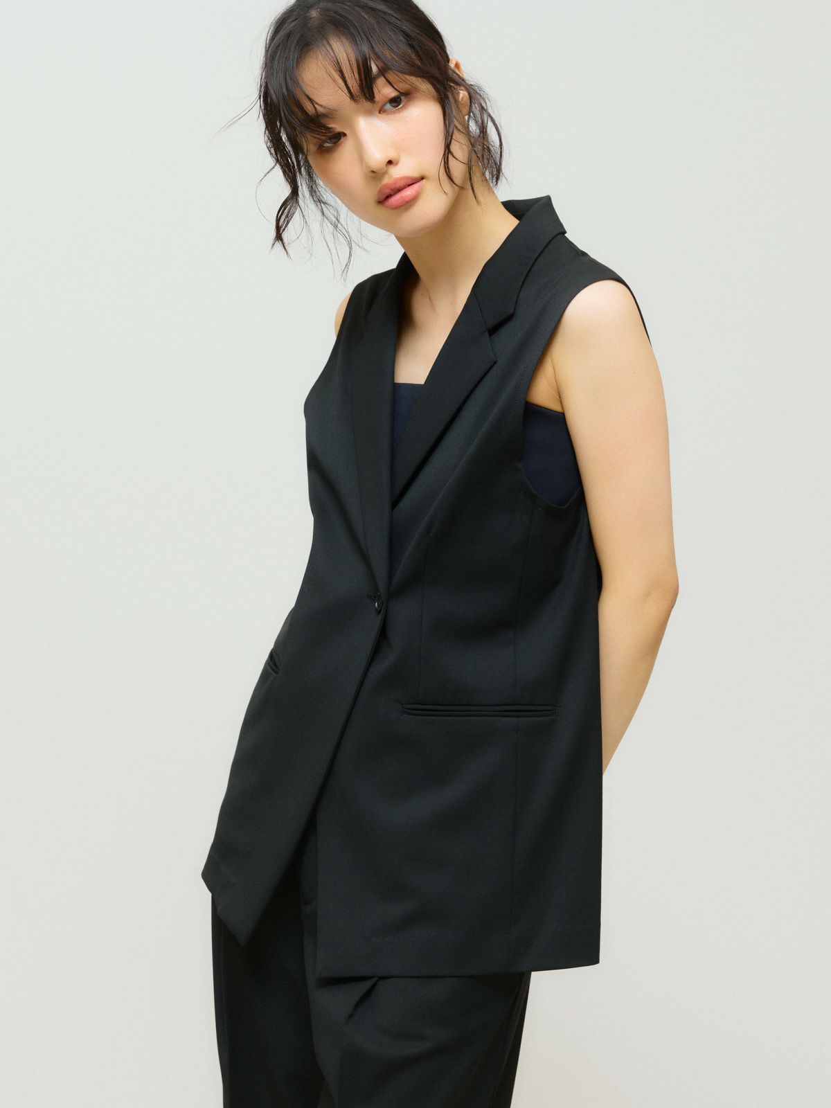 waist shape tailored gillet