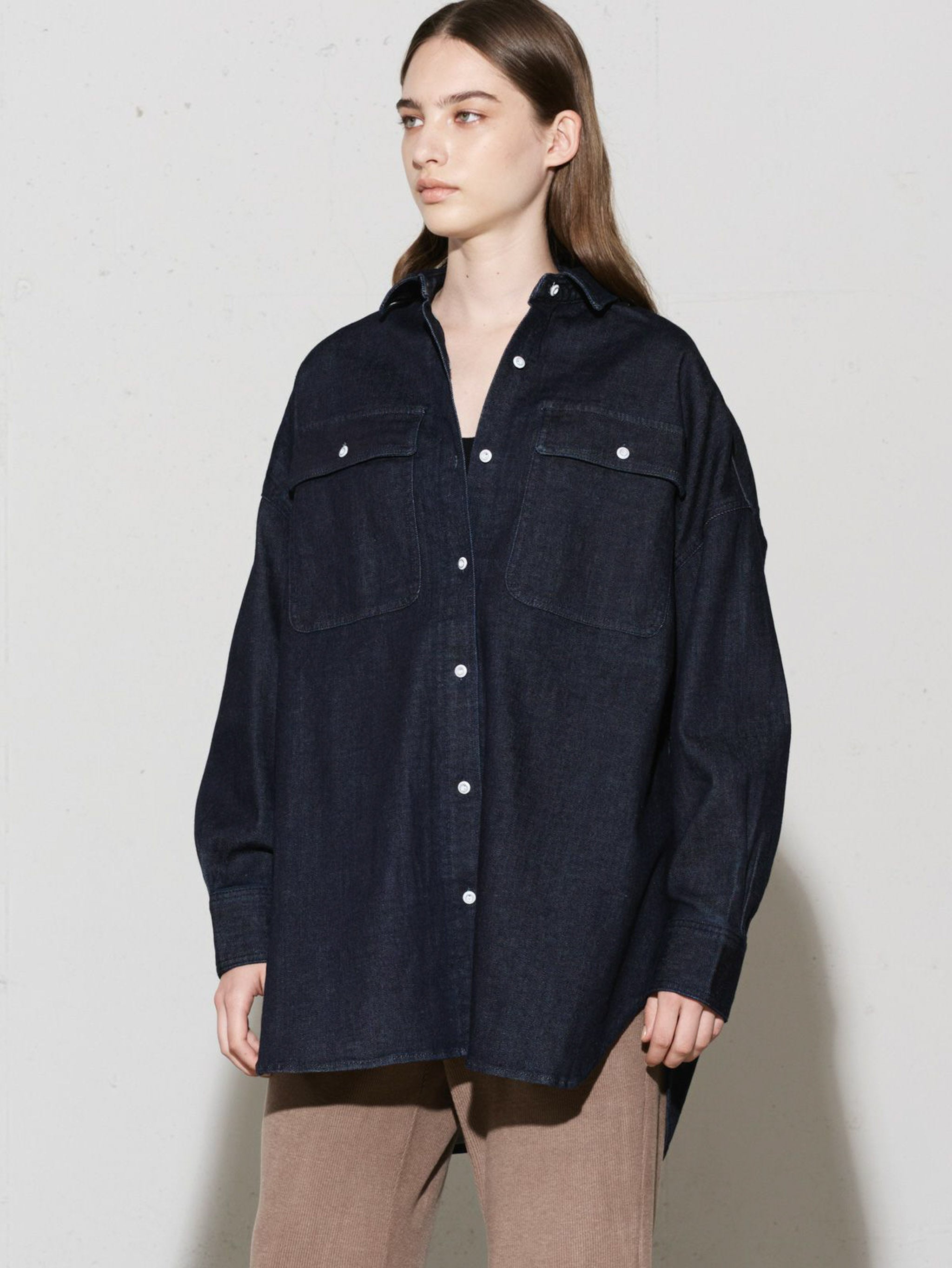 Healthy DENIM x MIDIUMISOLID ビッグシャツ Almond