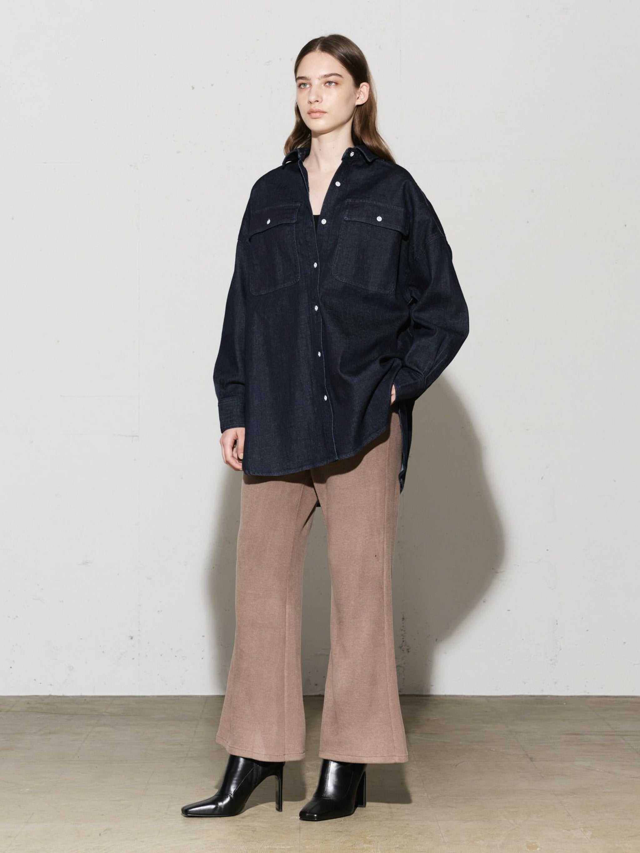 Healthy DENIM x MIDIUMISOLID ビッグシャツ Almond