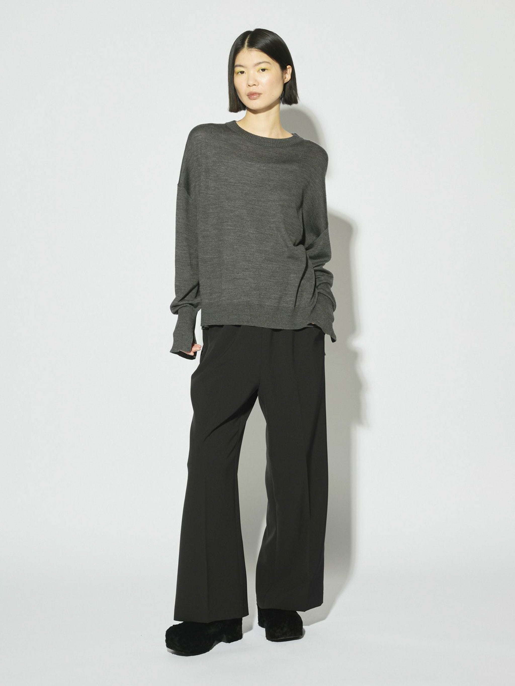 スリットスリーブベーシックプルオーバー