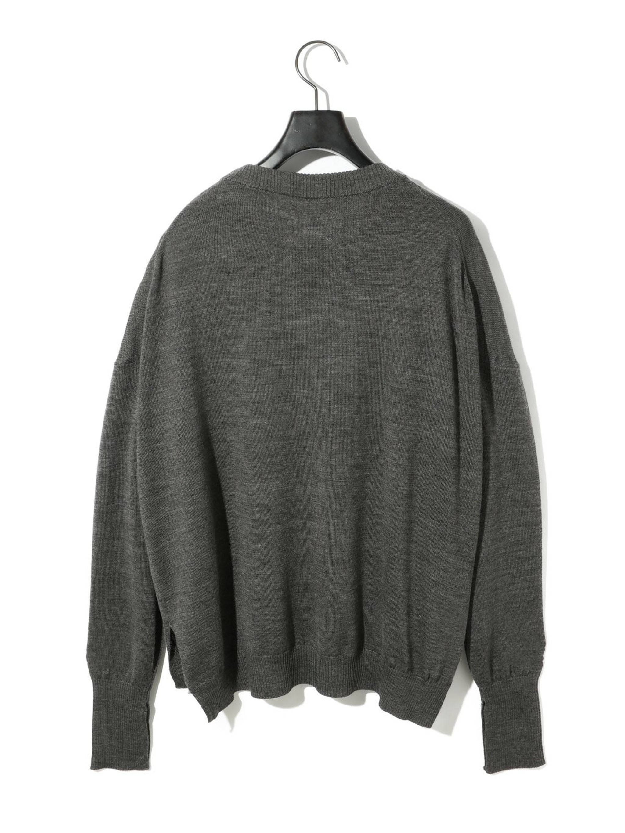 スリットスリーブベーシックプルオーバー