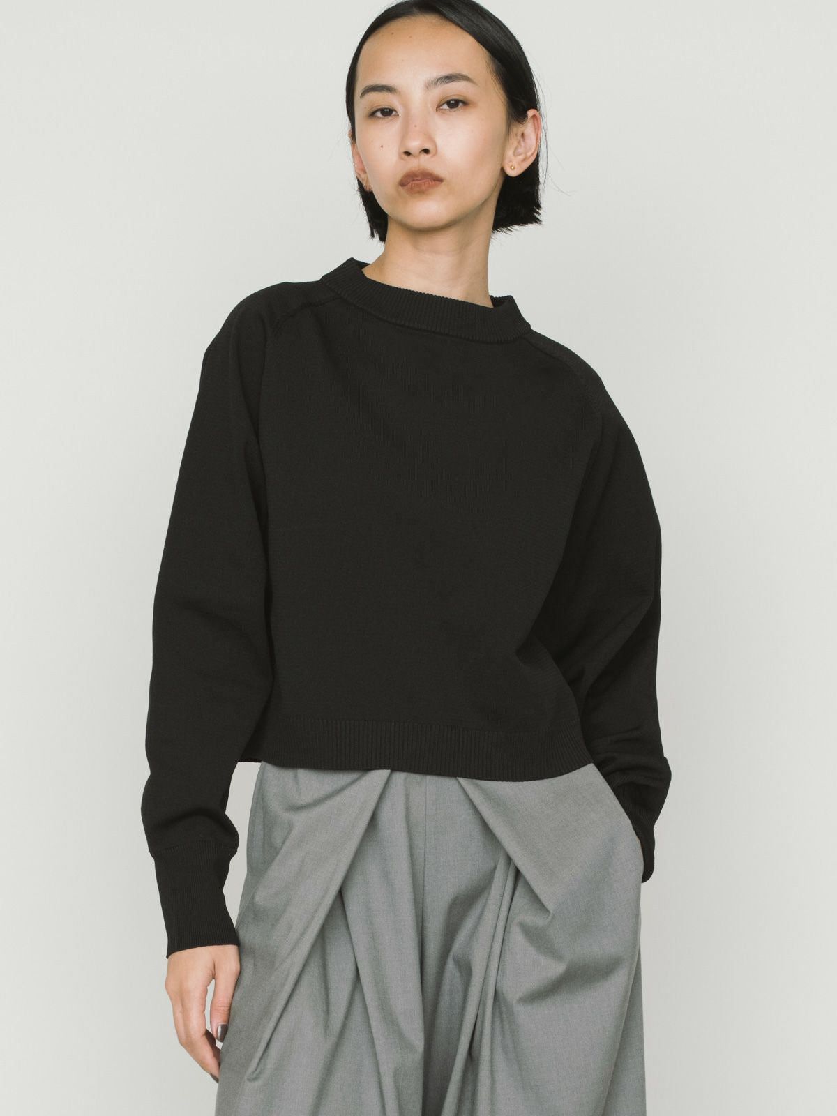 short wide pullover