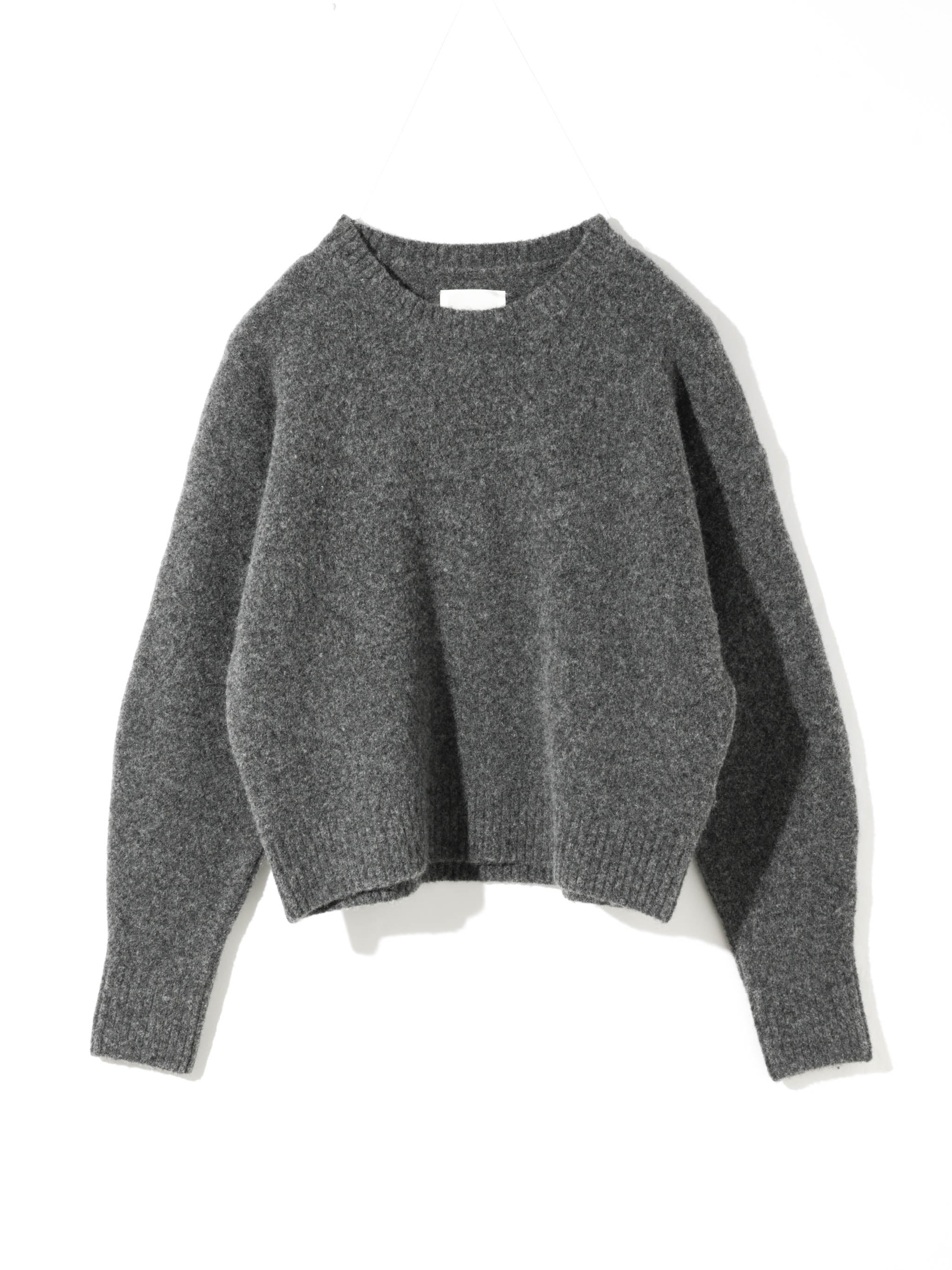 wool curve sleeve pullover
