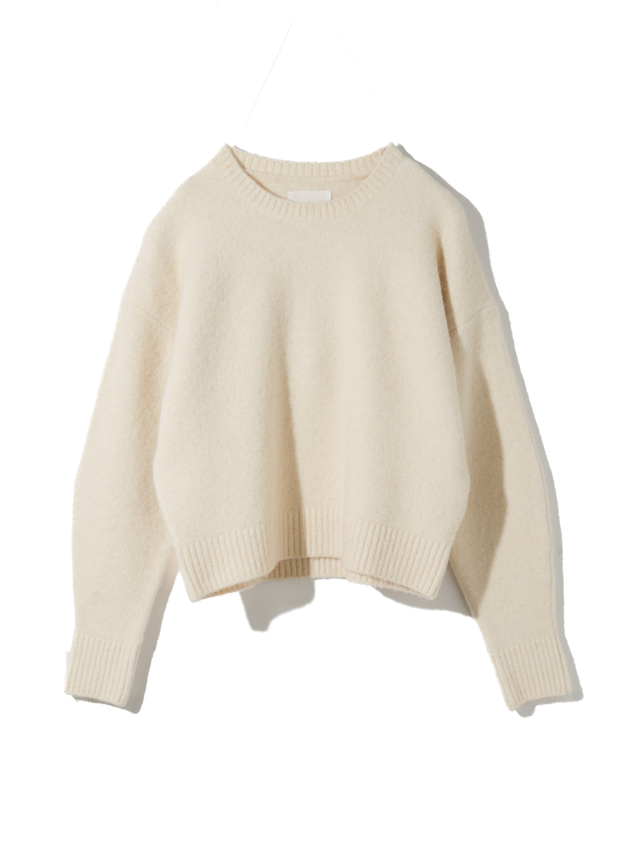 wool curve sleeve pullover