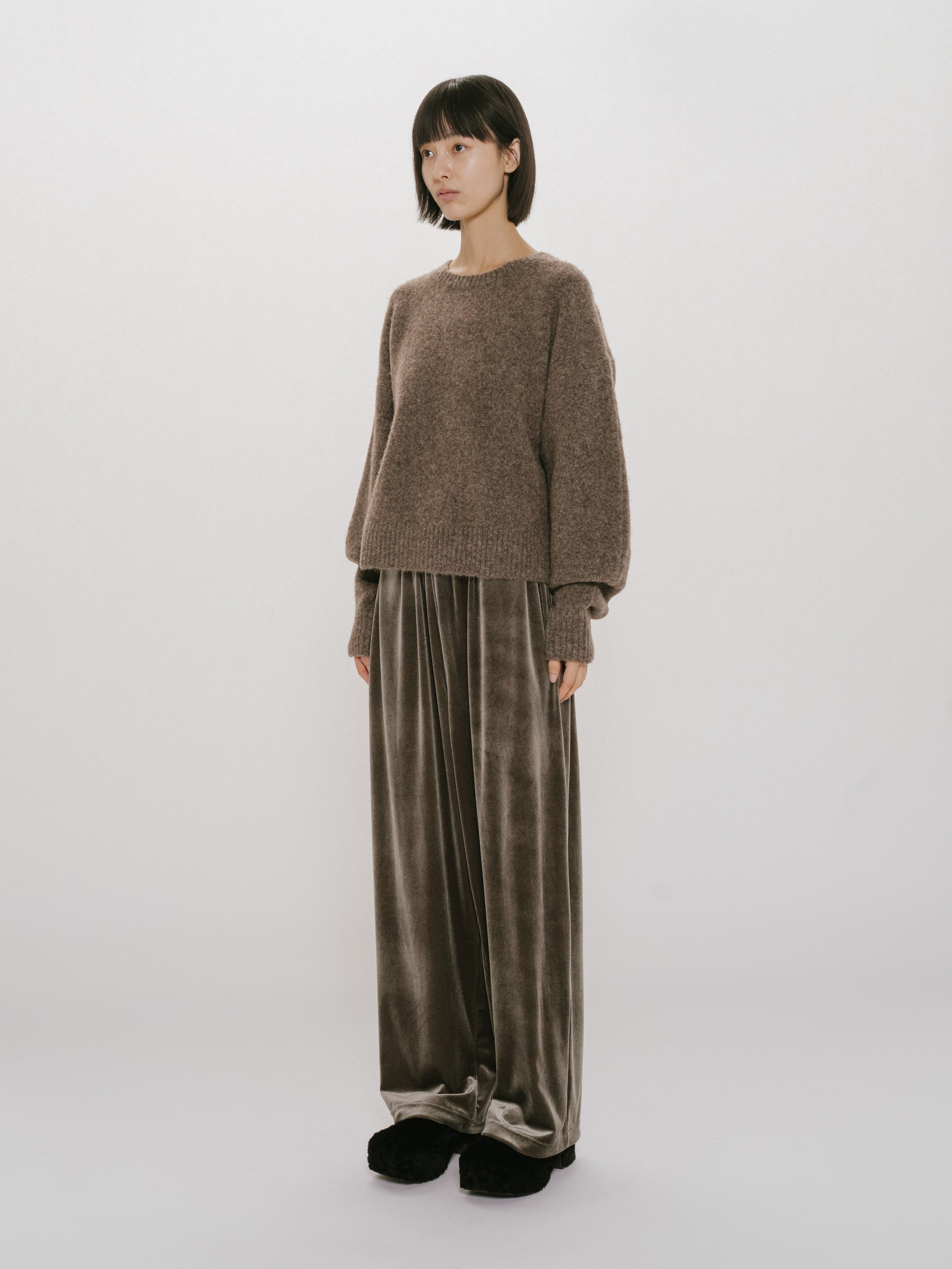 wool curve sleeve pullover