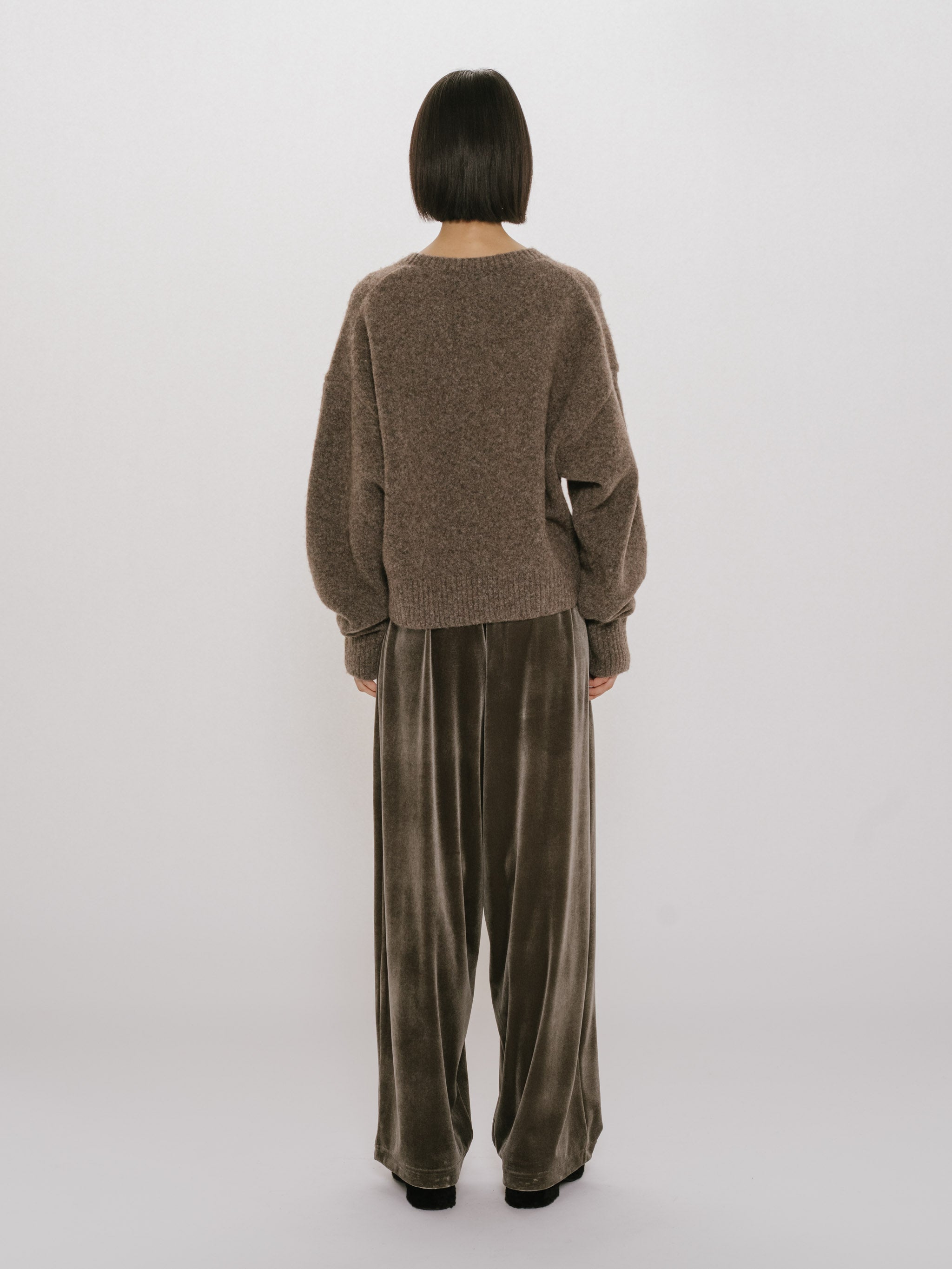 wool curve sleeve pullover