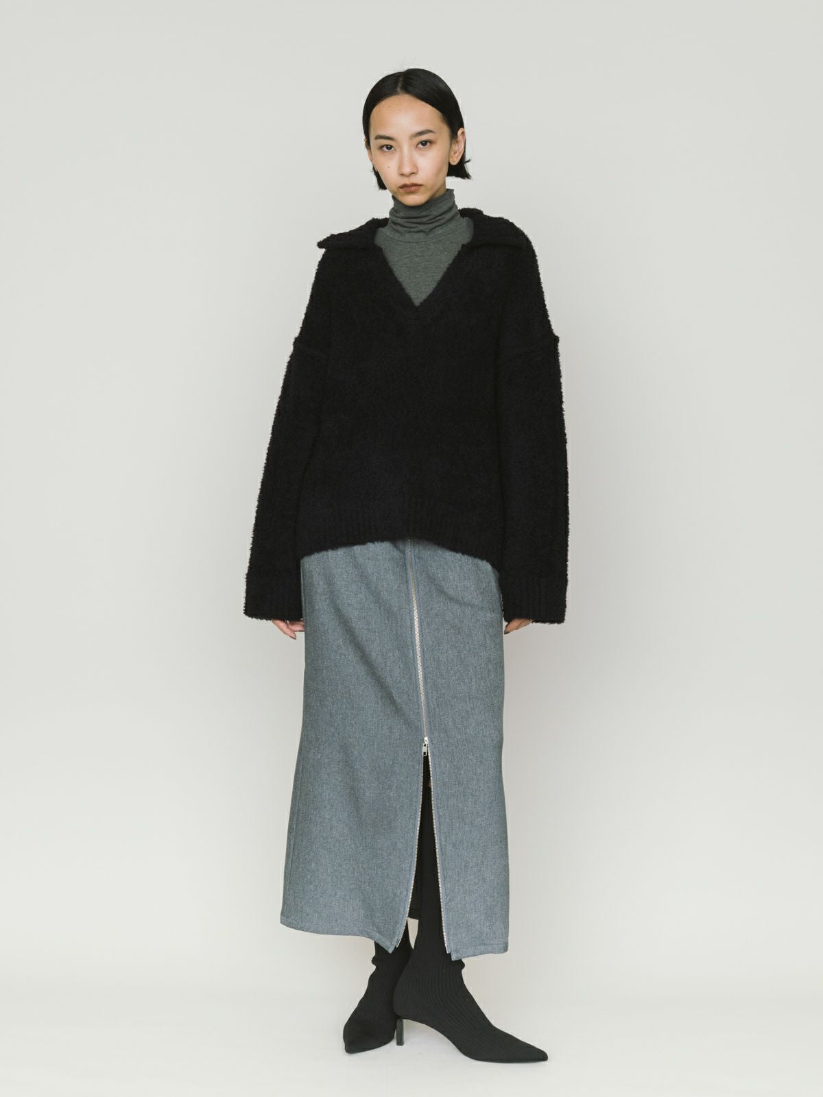 feather yarn skirtipper pullover