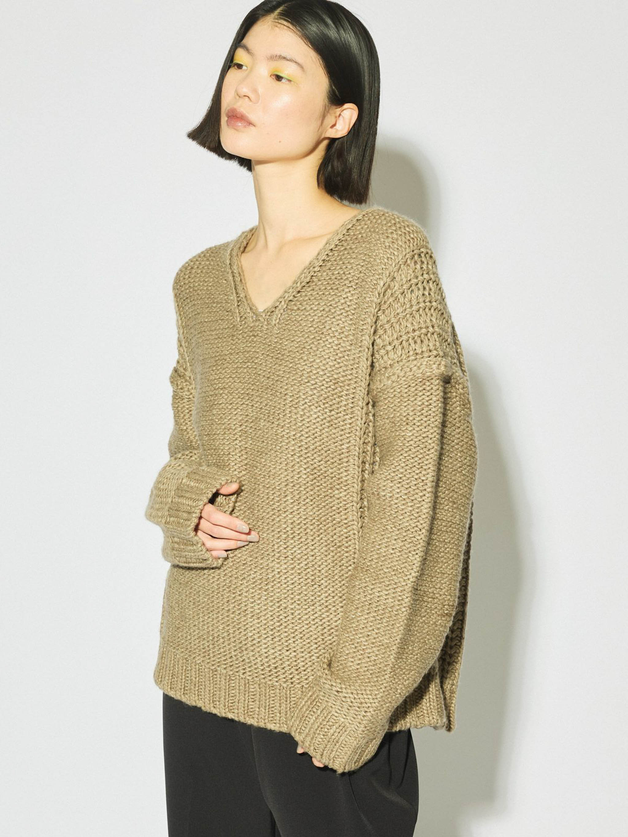 ローゲージVネックプルオーバー