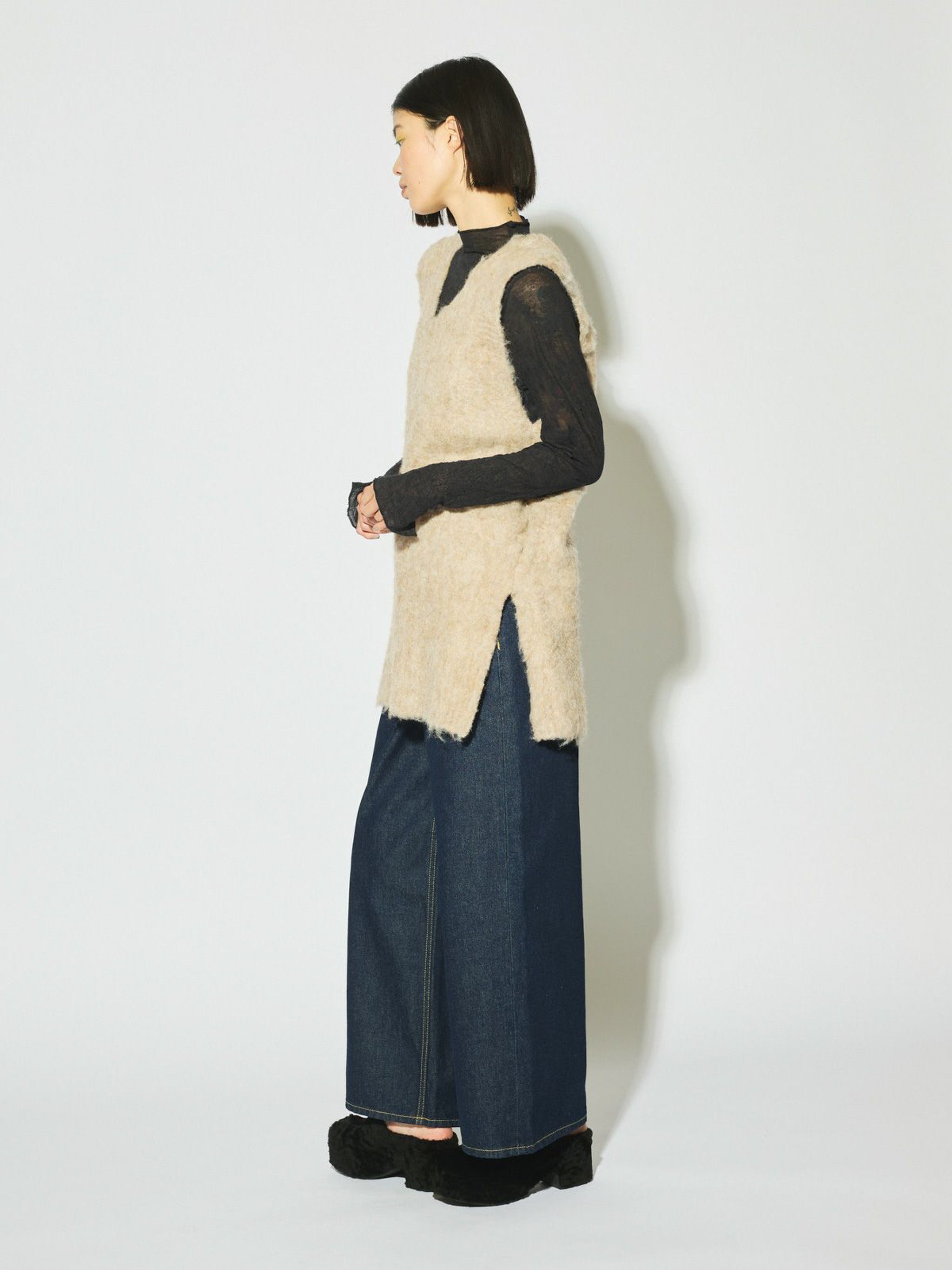 起毛ニットVネックベスト