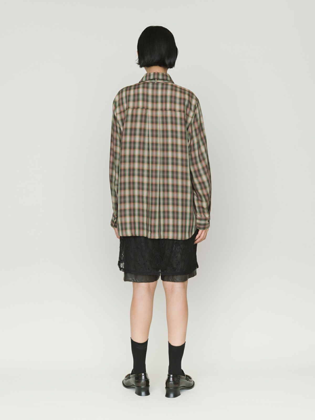 check regular collar shirt with tie