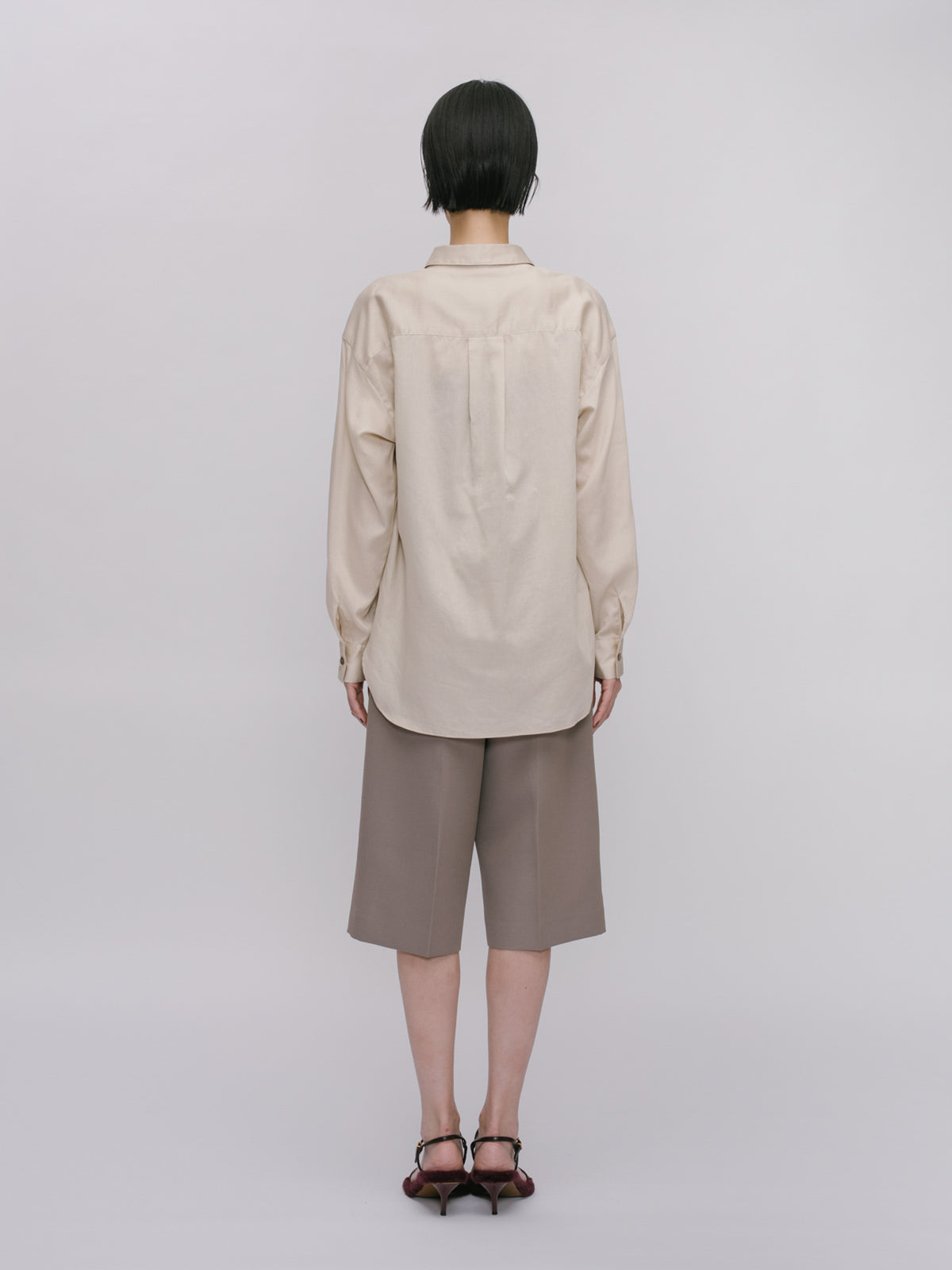 small collar shirt